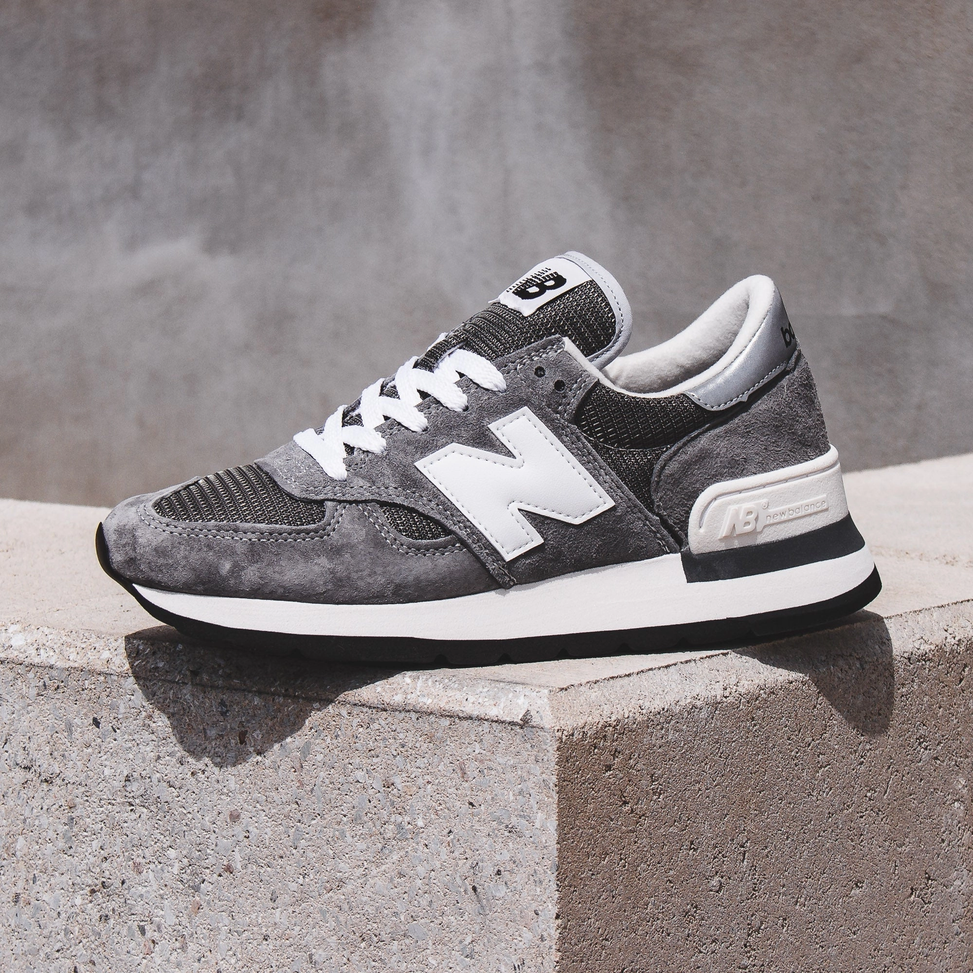 Flex Ease New Balance Men 990v1 Grey Made in USA M990GR1