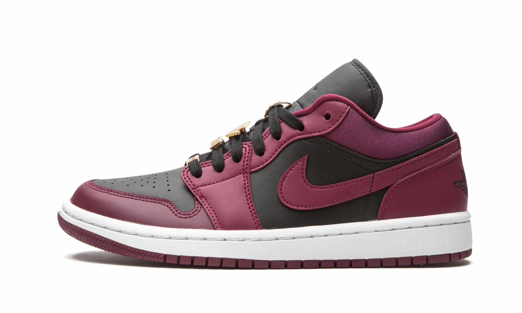 Practical Fit Wmns Air Jordan 1 Low SE Beetroot