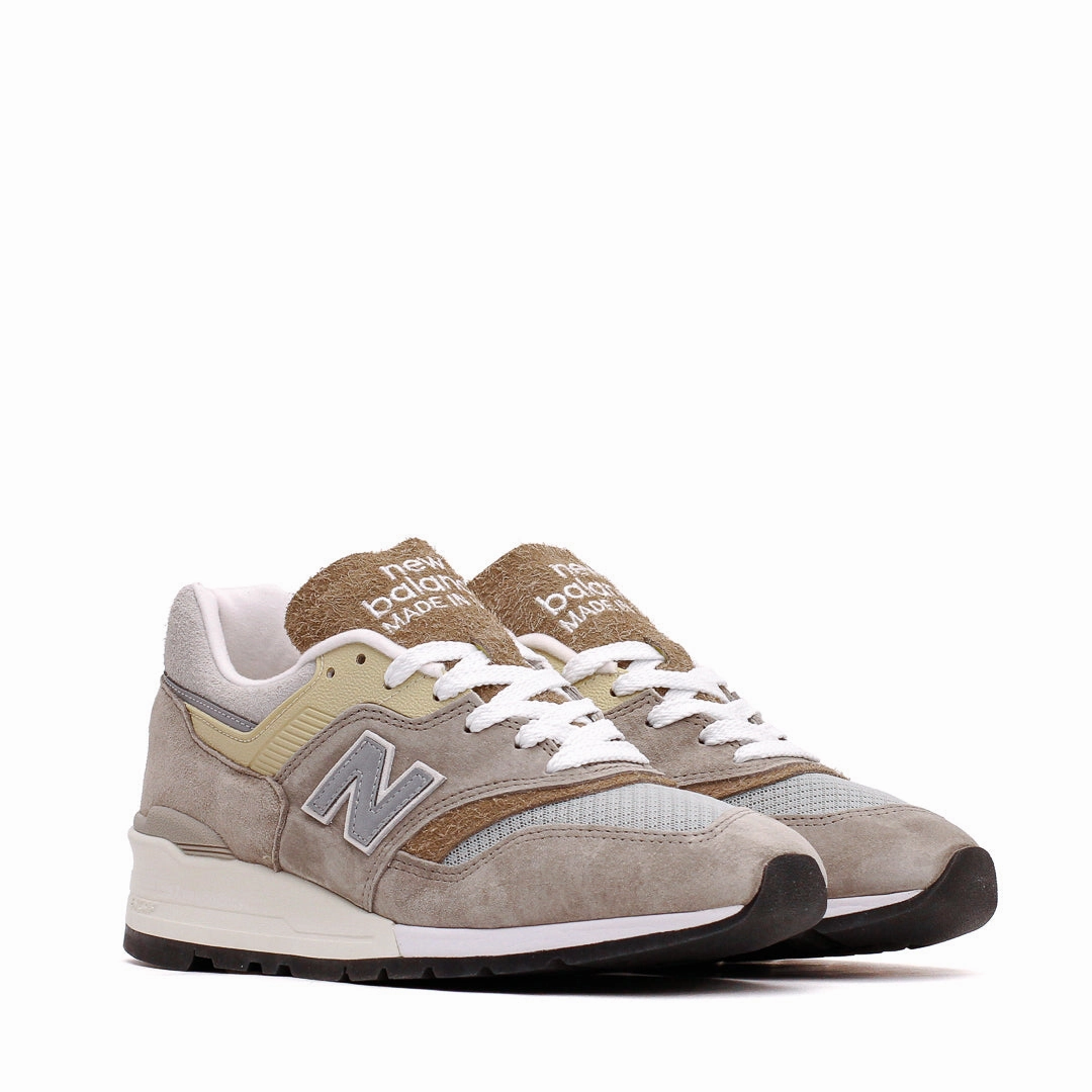 High Comfort New Balance Unisex Made in USA 997 Light Mushroom U997MG