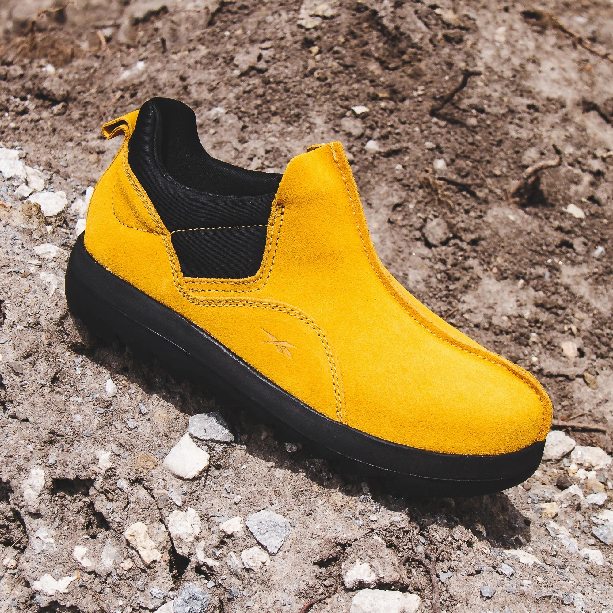 Light Sole Reebok Classics Men Beatnik Moc Yellow GX4474