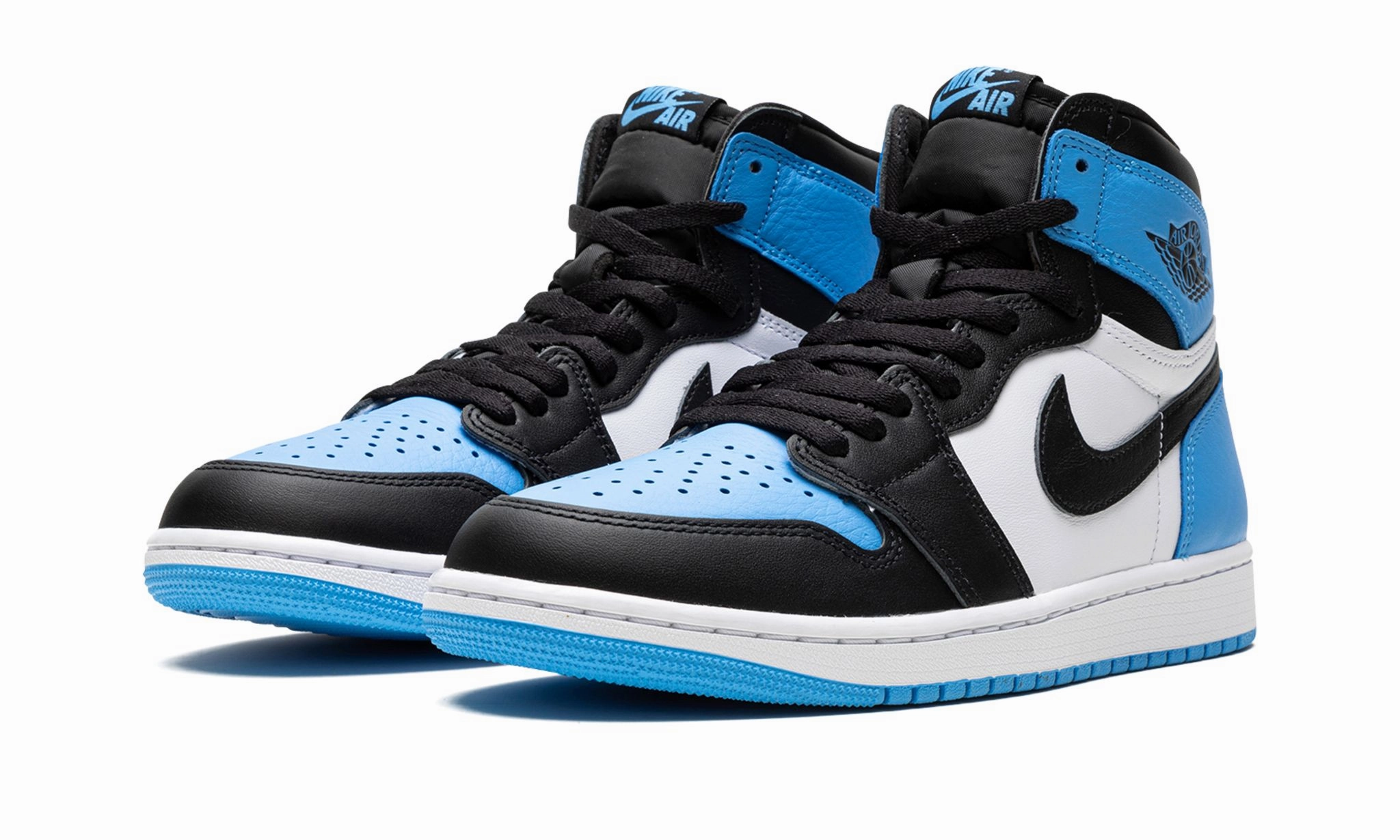 Light Step Move Glide-Out Air Jordan 1 High OG Unc Toe