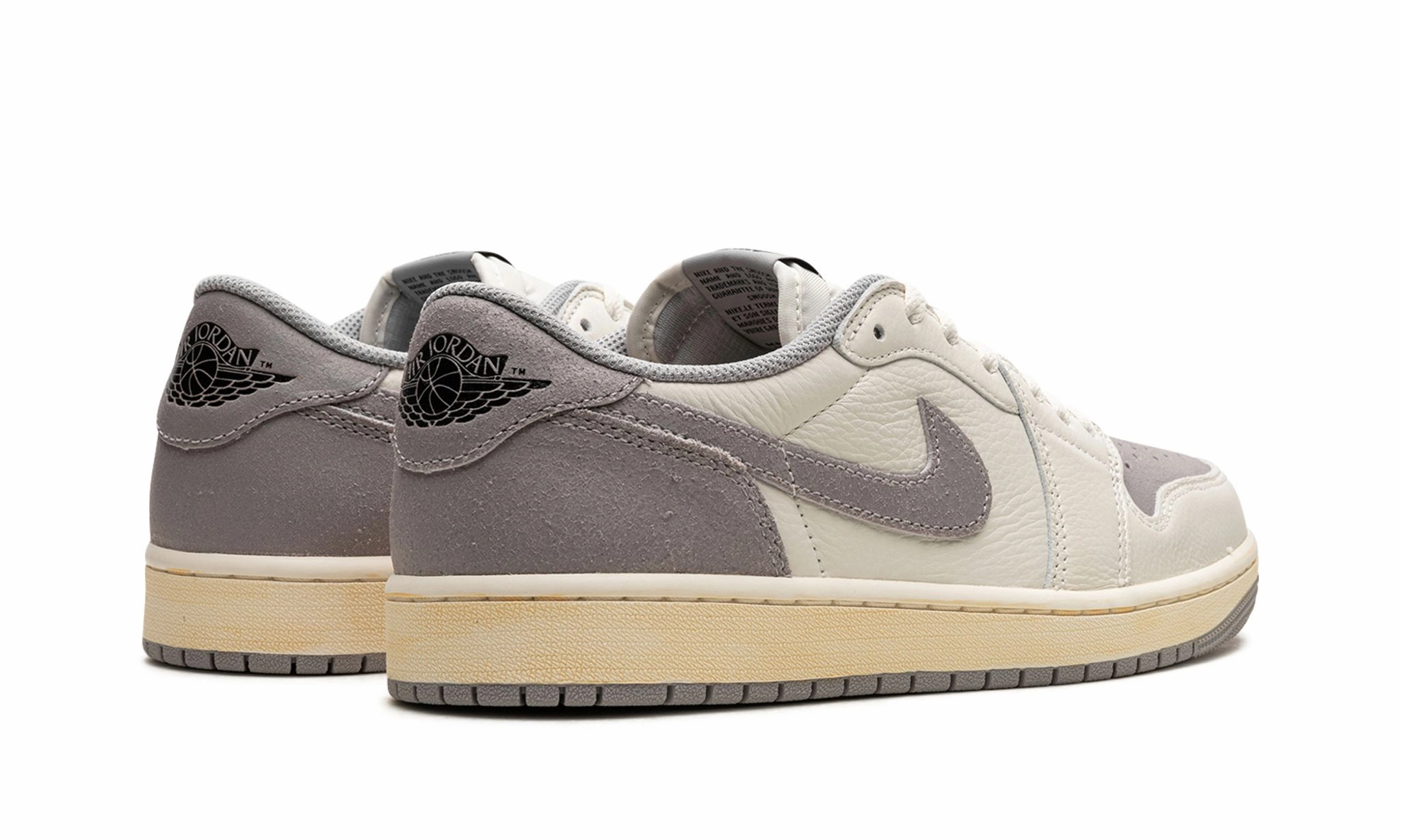 Light Step-On Move Comfort Air Jordan 1 Retro Low OG Atmosphere Grey