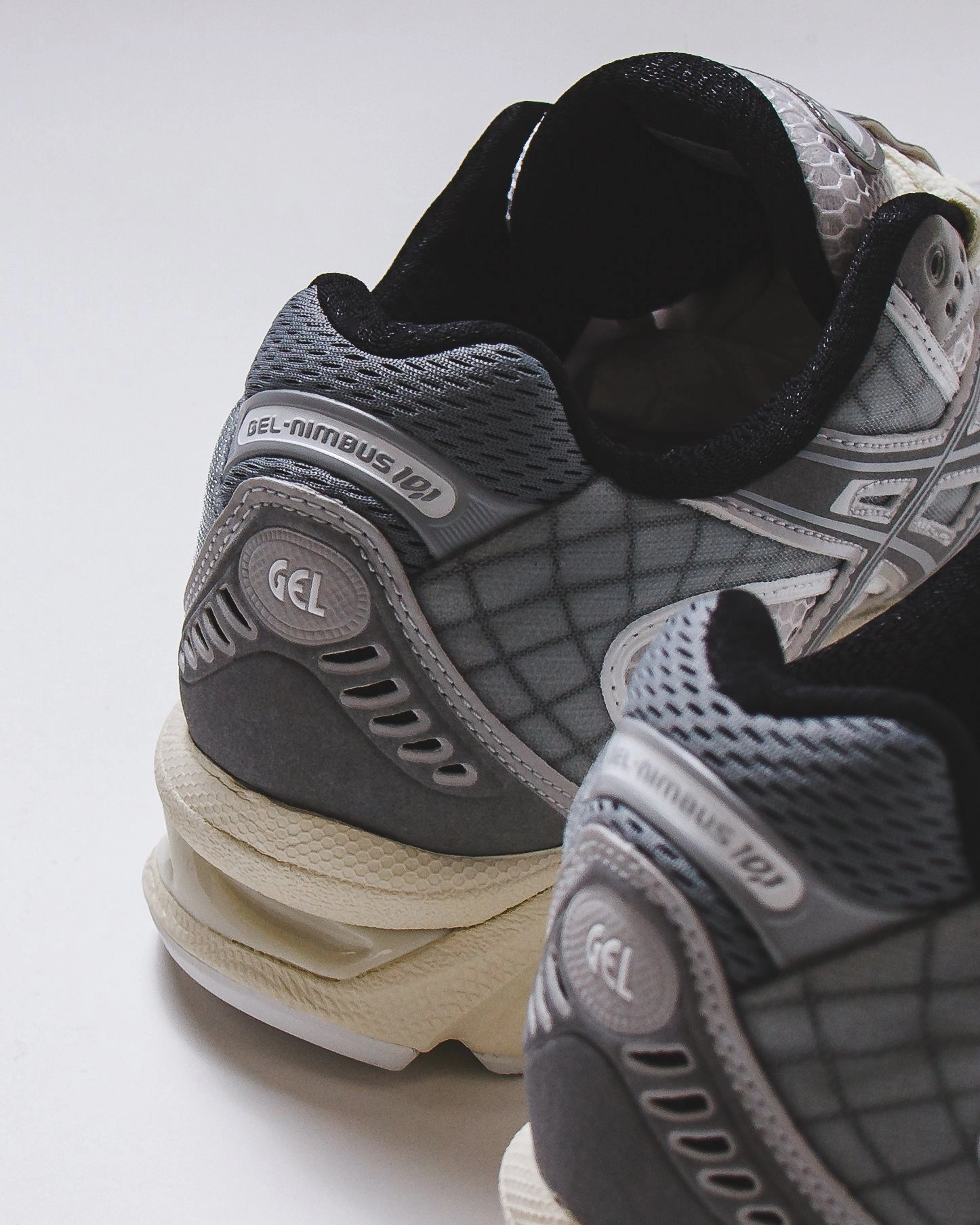 Long Wear Asics x Min-Nano Men Gel-Nimbus 10.1 White Sheet Rock 1203A673-100