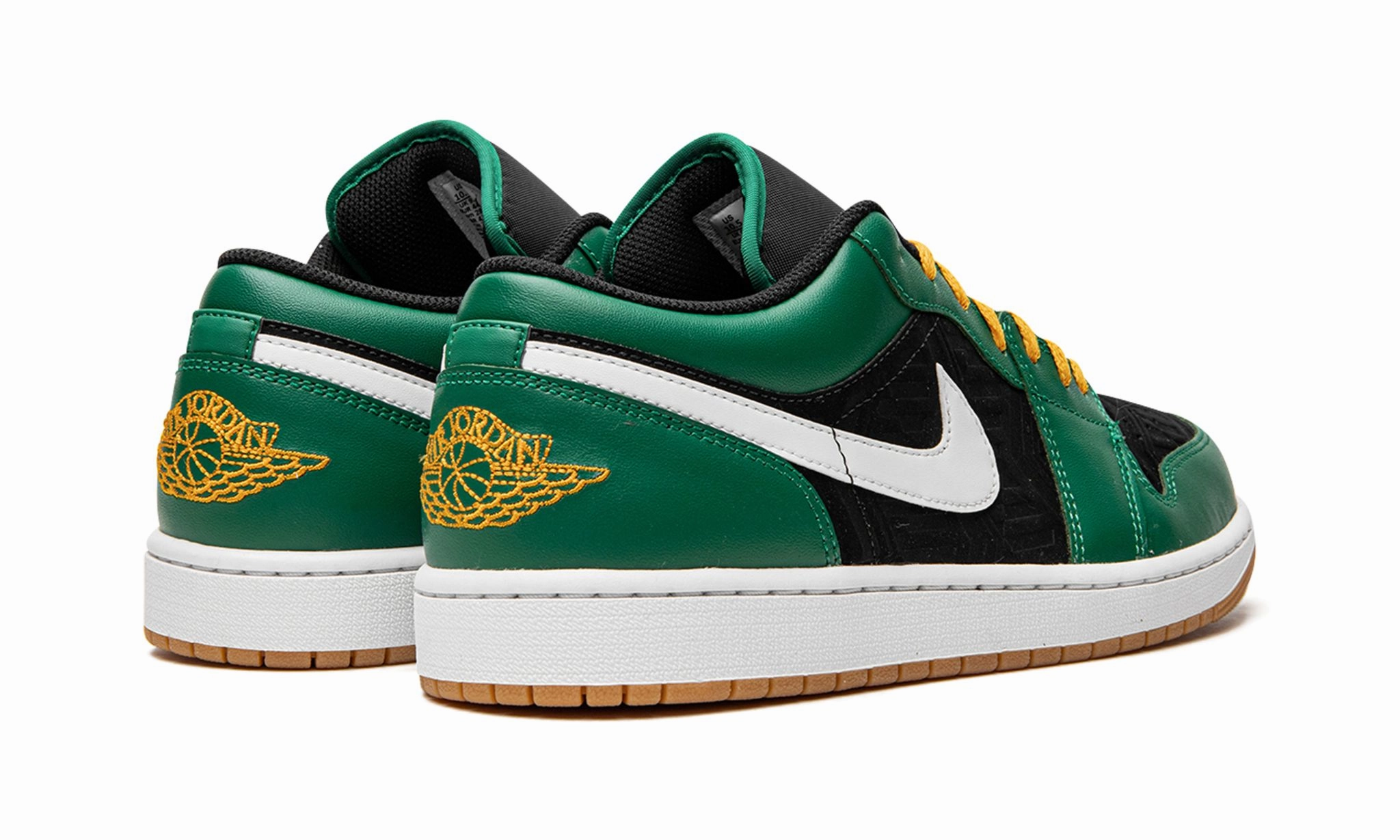 Minimal Comfort Air Jordan 1 Low SE Christmas
