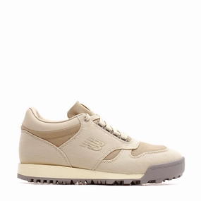 New Balance Men Rainier Low Sandstone UALGSCP Wood Path
