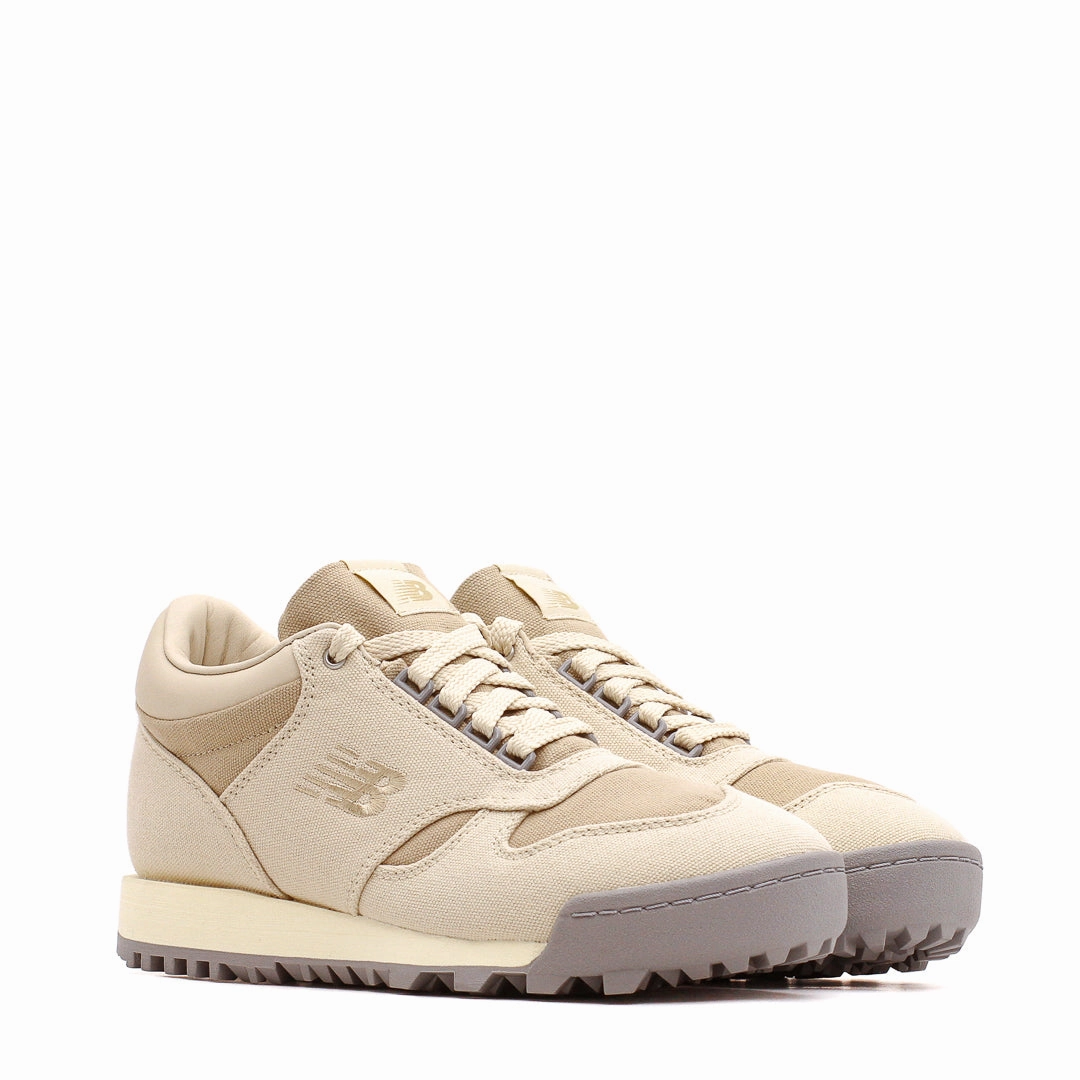 Minimalist Look New Balance Men Rainier Low Sandstone UALGSCP