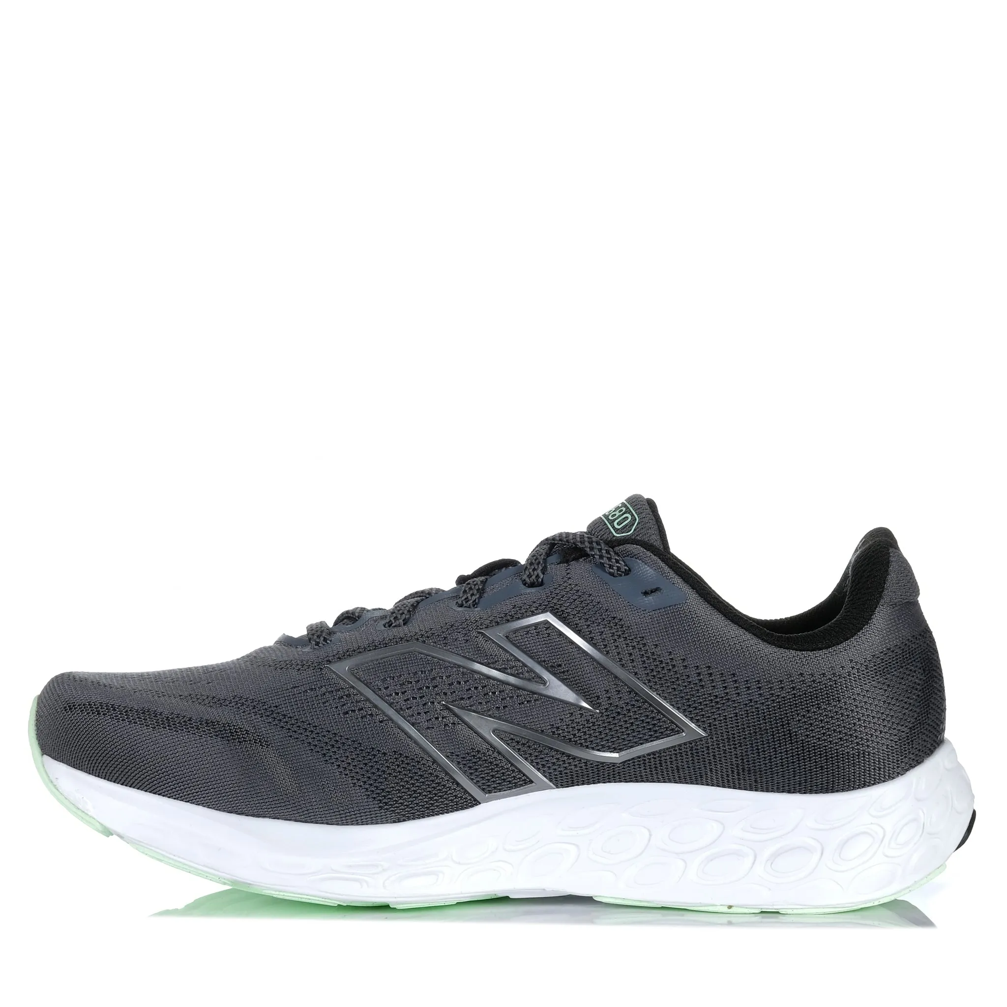 New Balance M680CF8 Grey/Silver Ankle cuff area