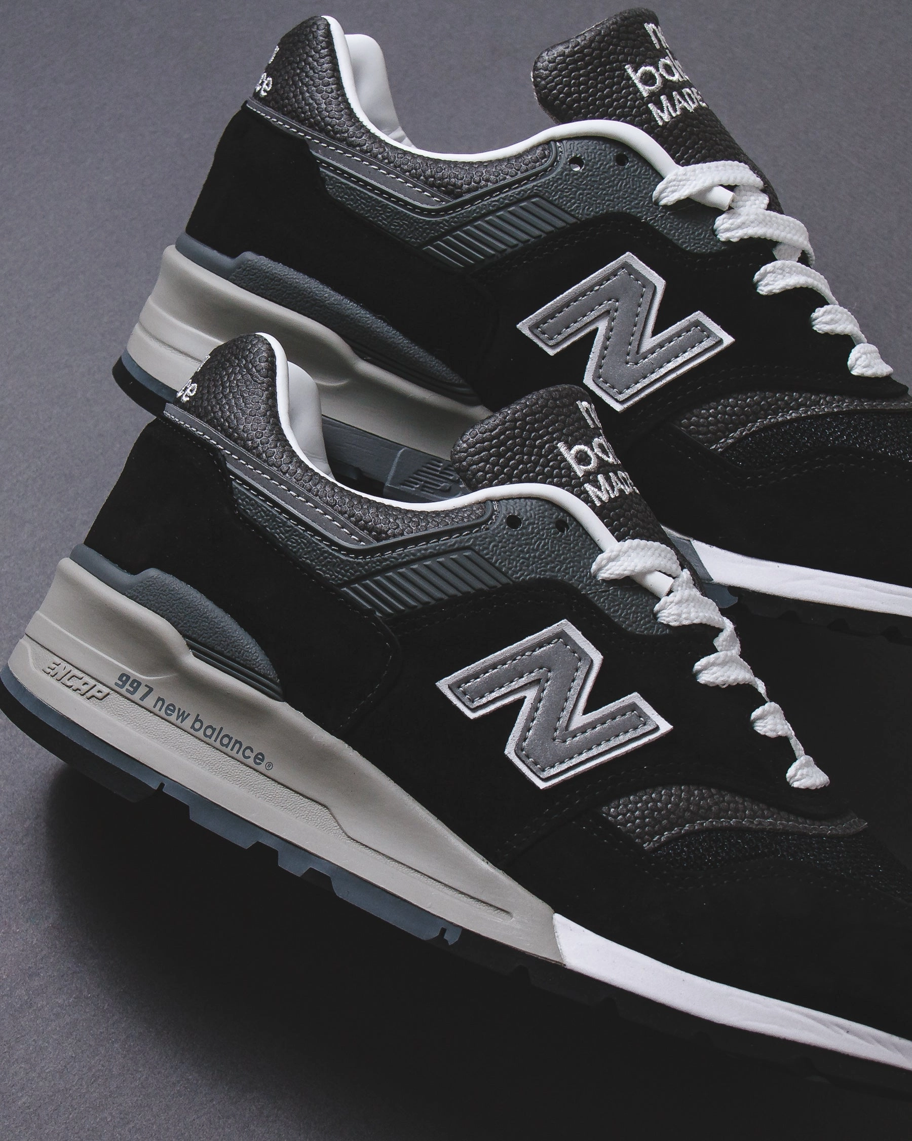 New Balance Unisex Made in USA 997 Black U997BK Soft Fit Layer