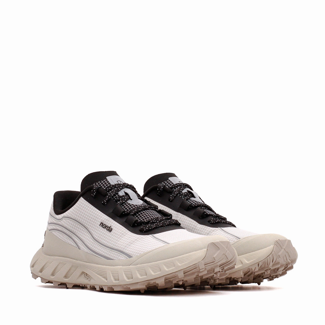 Norda Men 002 Cinder Breathable Fit