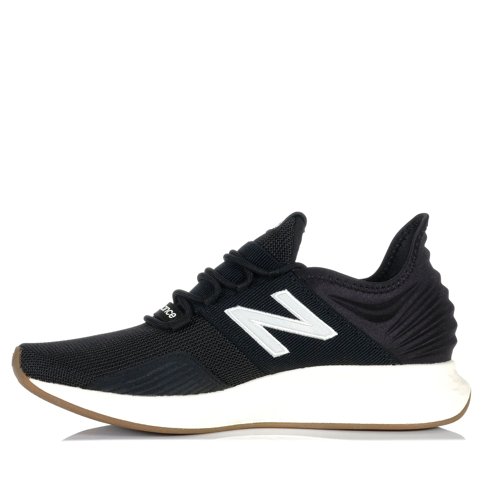 Off - road ready New Balance Fresh Foam Roav MROAVVK1 Black/White (D)