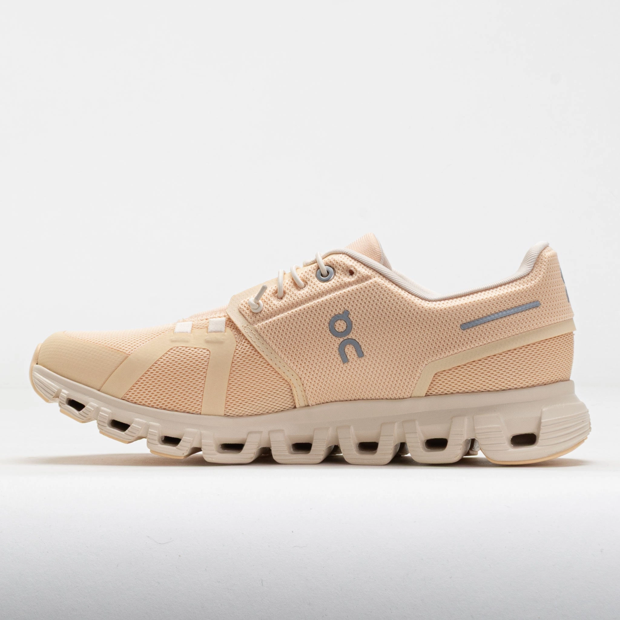 On Cloud 6 Women's Blonde/Dew Athletic Footwear