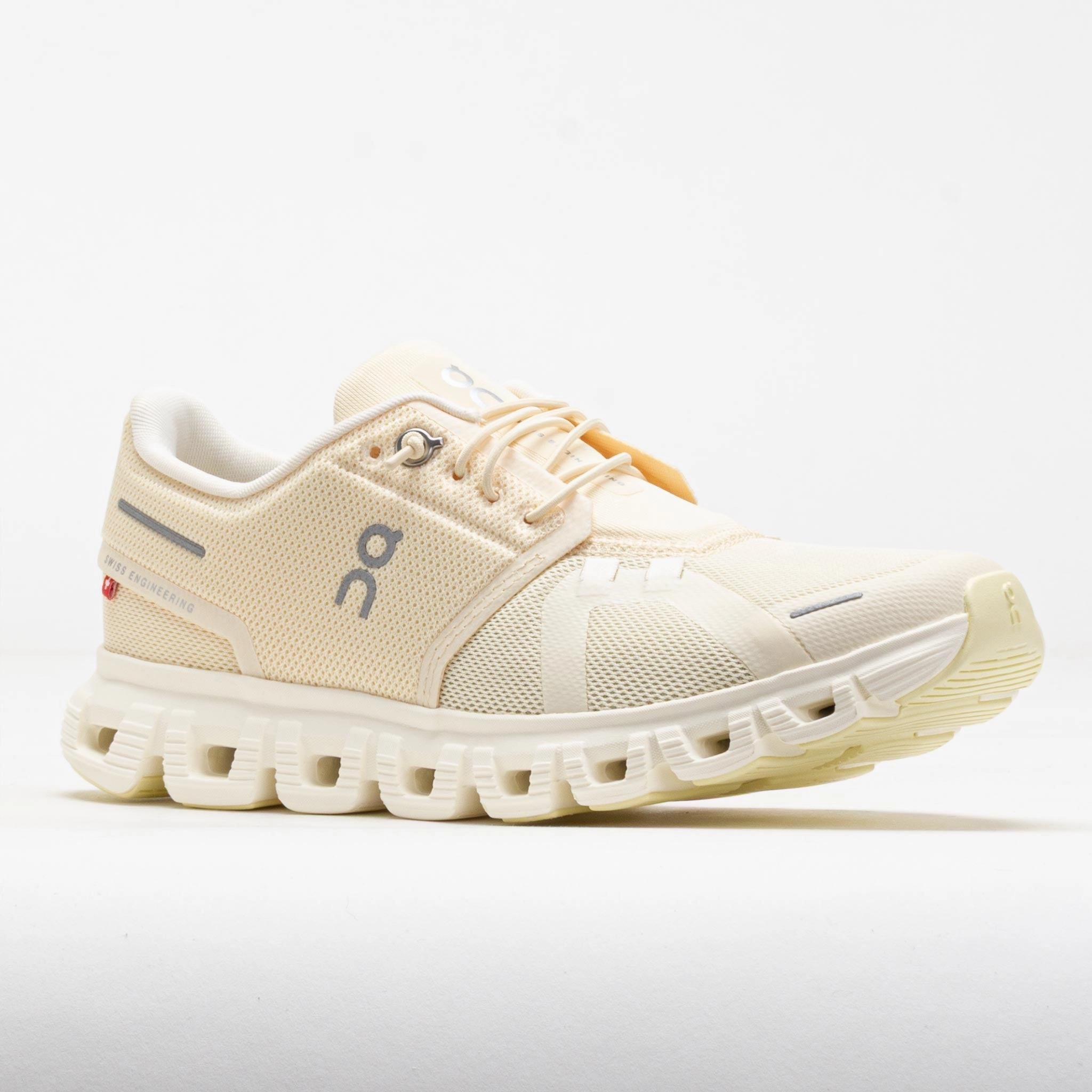 On Cloud 6 Women's Castor/Ivory Trail