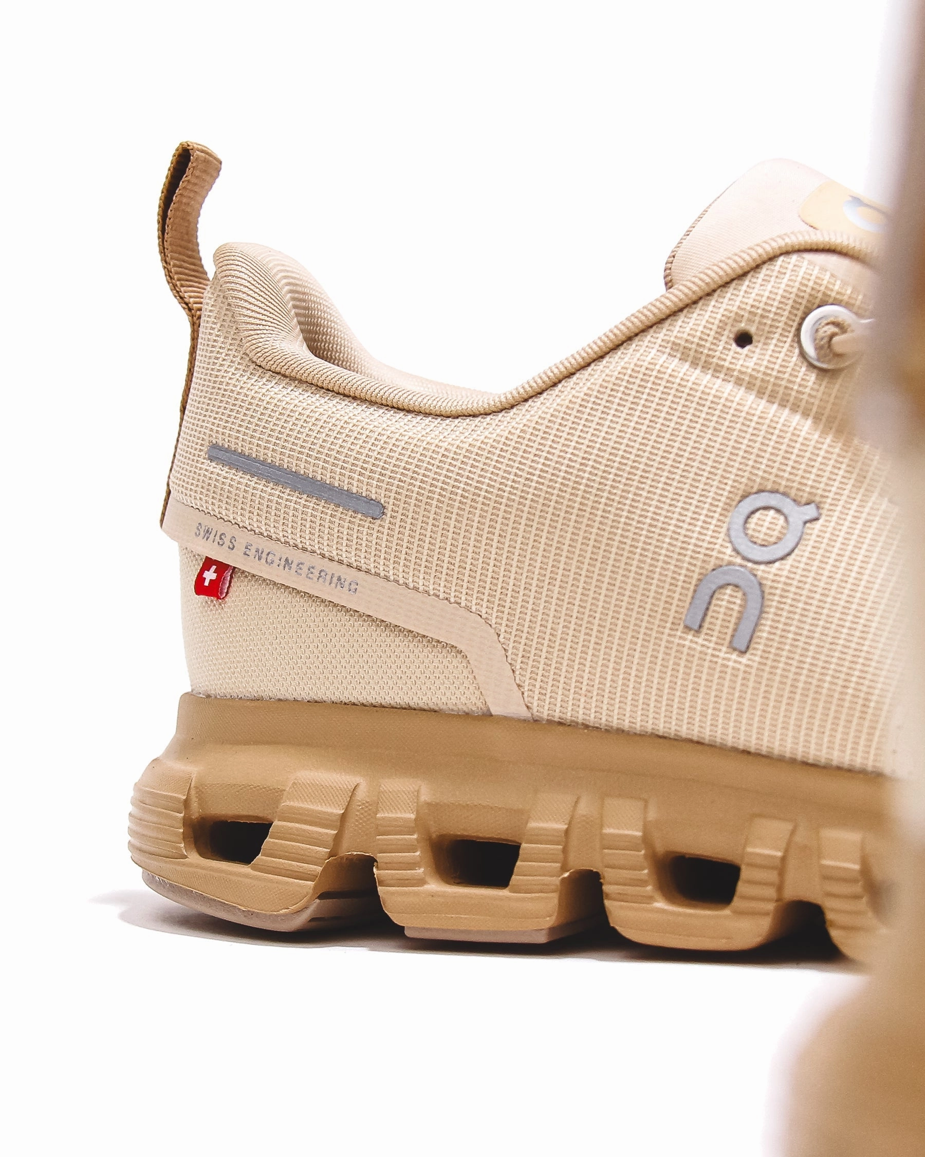 ON Men Cloud 6 WP Sand Dune Core 3MF10061441 Street Fashioned