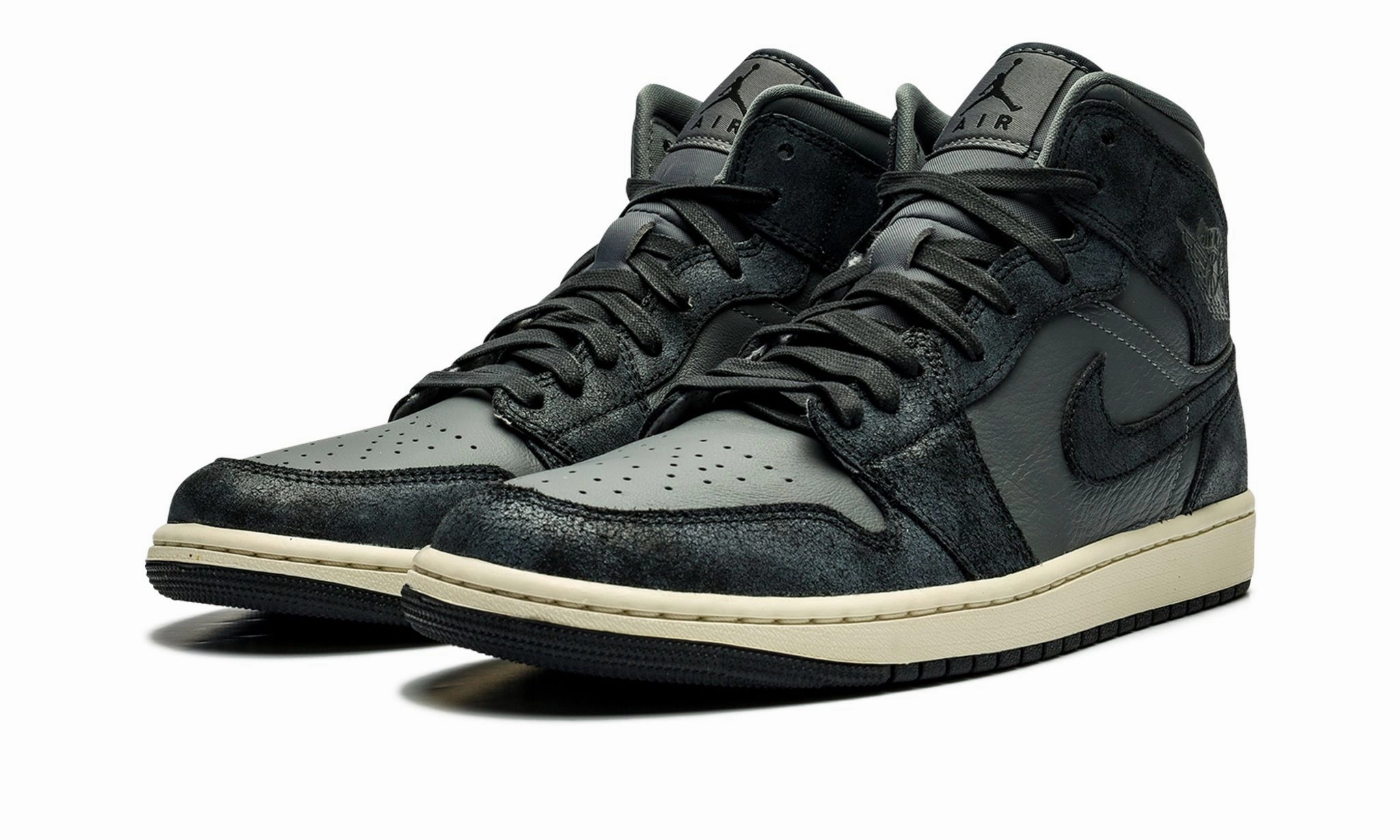 Padded Wmns Air Jordan 1 Mid 'Distressed Smoke Grey'