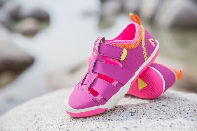 PLAE Fisherman Sam 2.0 - Festival Fuchsia Green Material