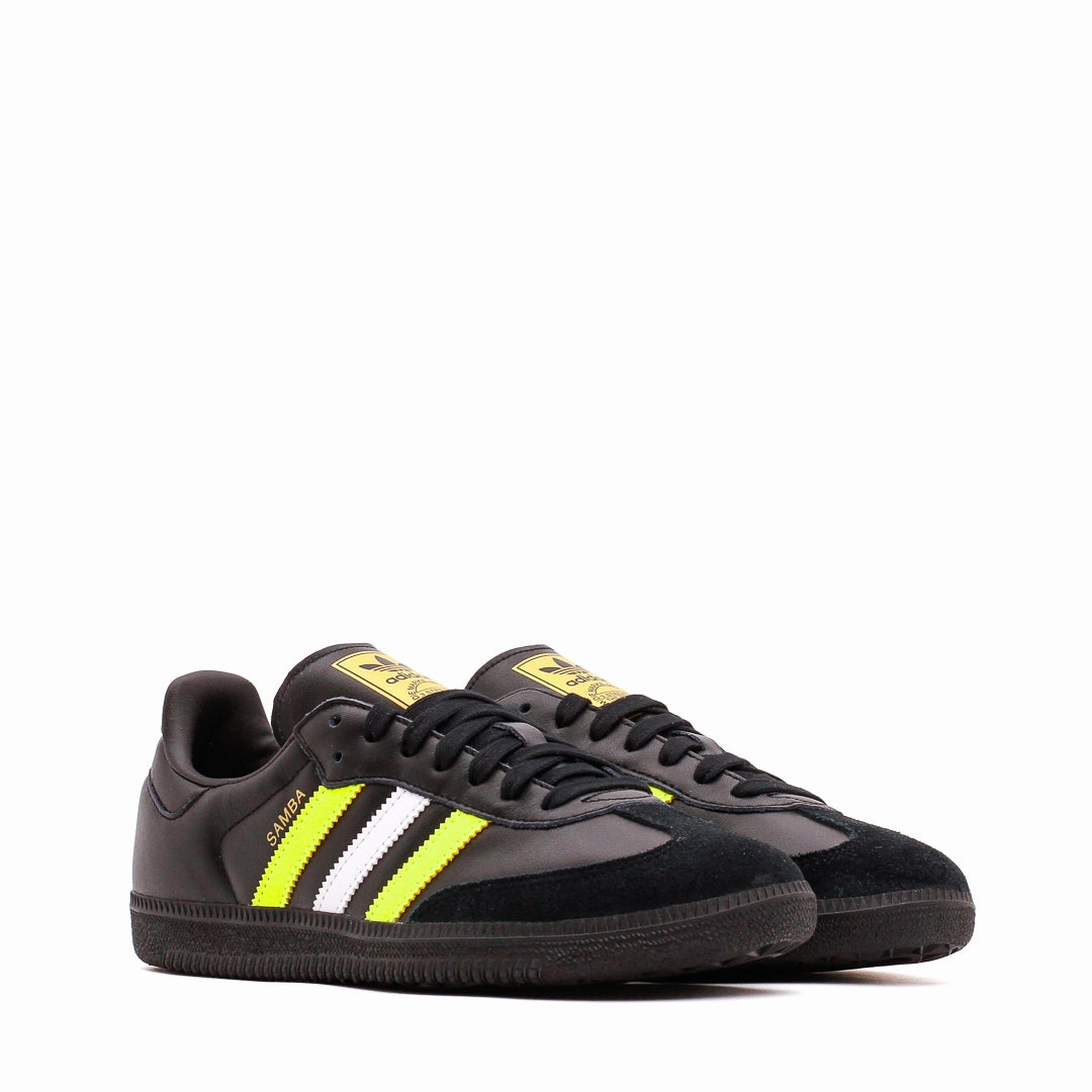 Polished Look Adidas Originals Men Samba OG Black ID1380