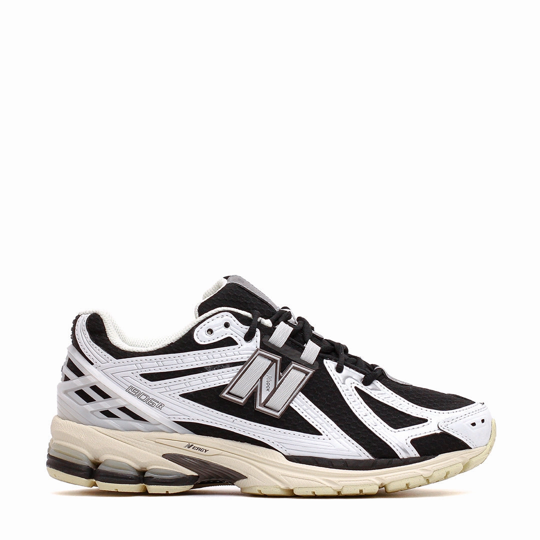 Practical Comfort New Balance Unisex 1906R White Black Metallic U1906RCI