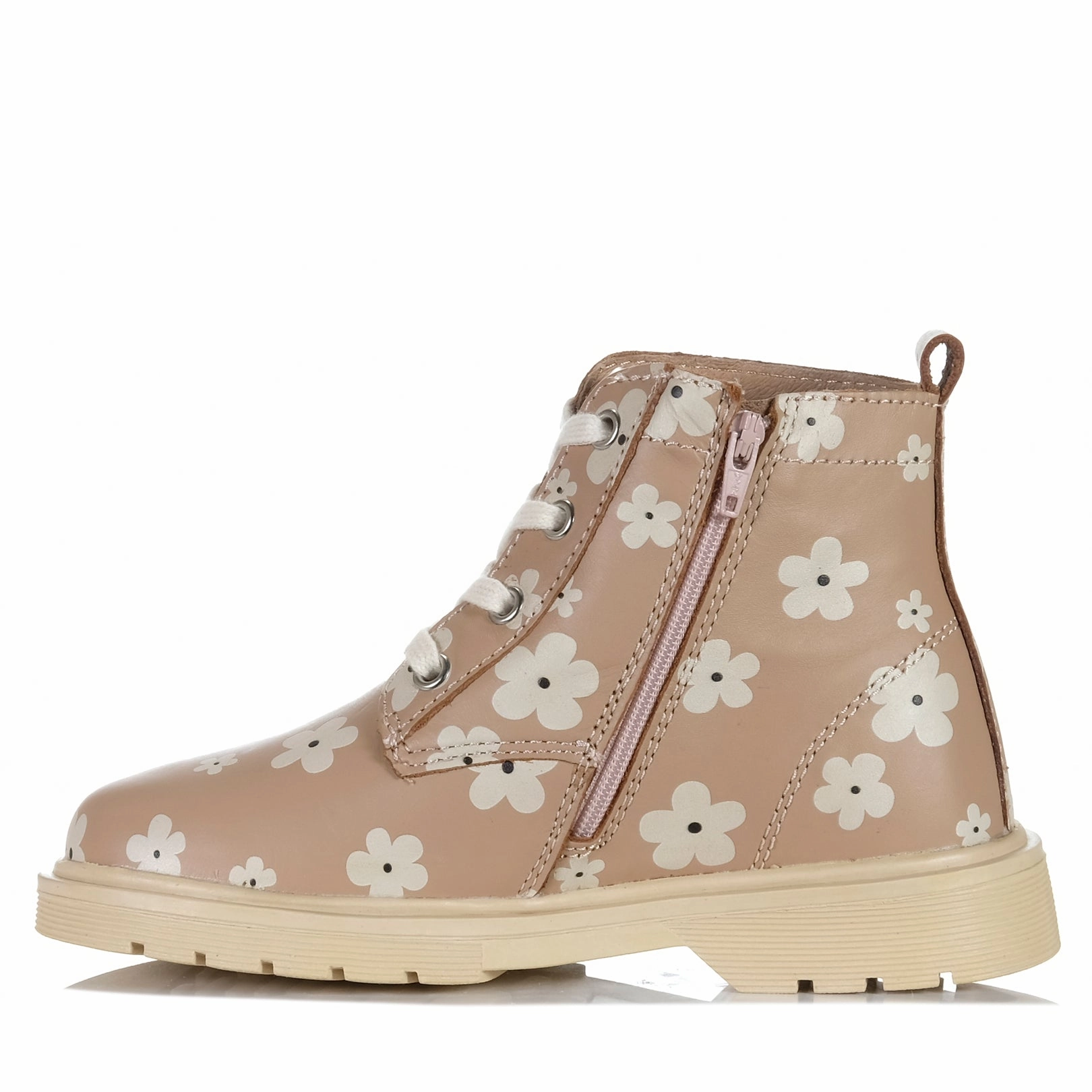 Pretty Brave London Petal On Trend