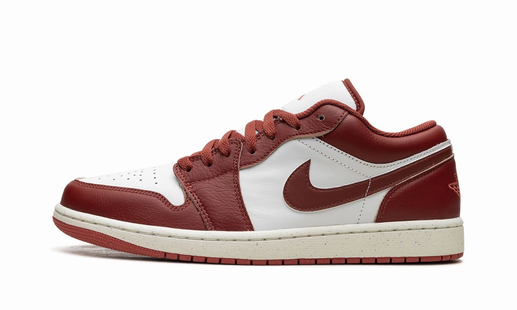 Winter Fit Air Jordan 1 Low Dune Red