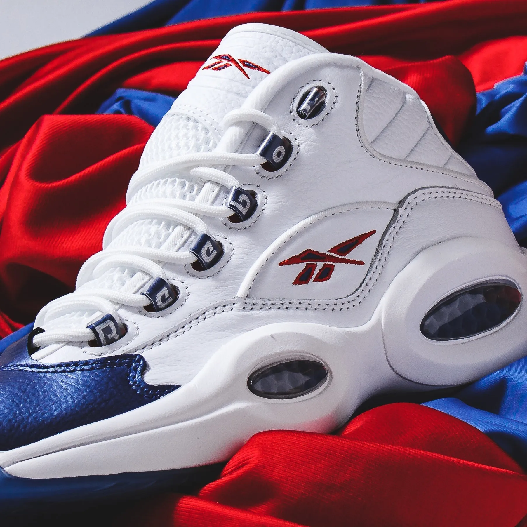 Reebok Classics Basketball Men Question Mid Allen Iverson Blue Toe GX0227 Max cushion