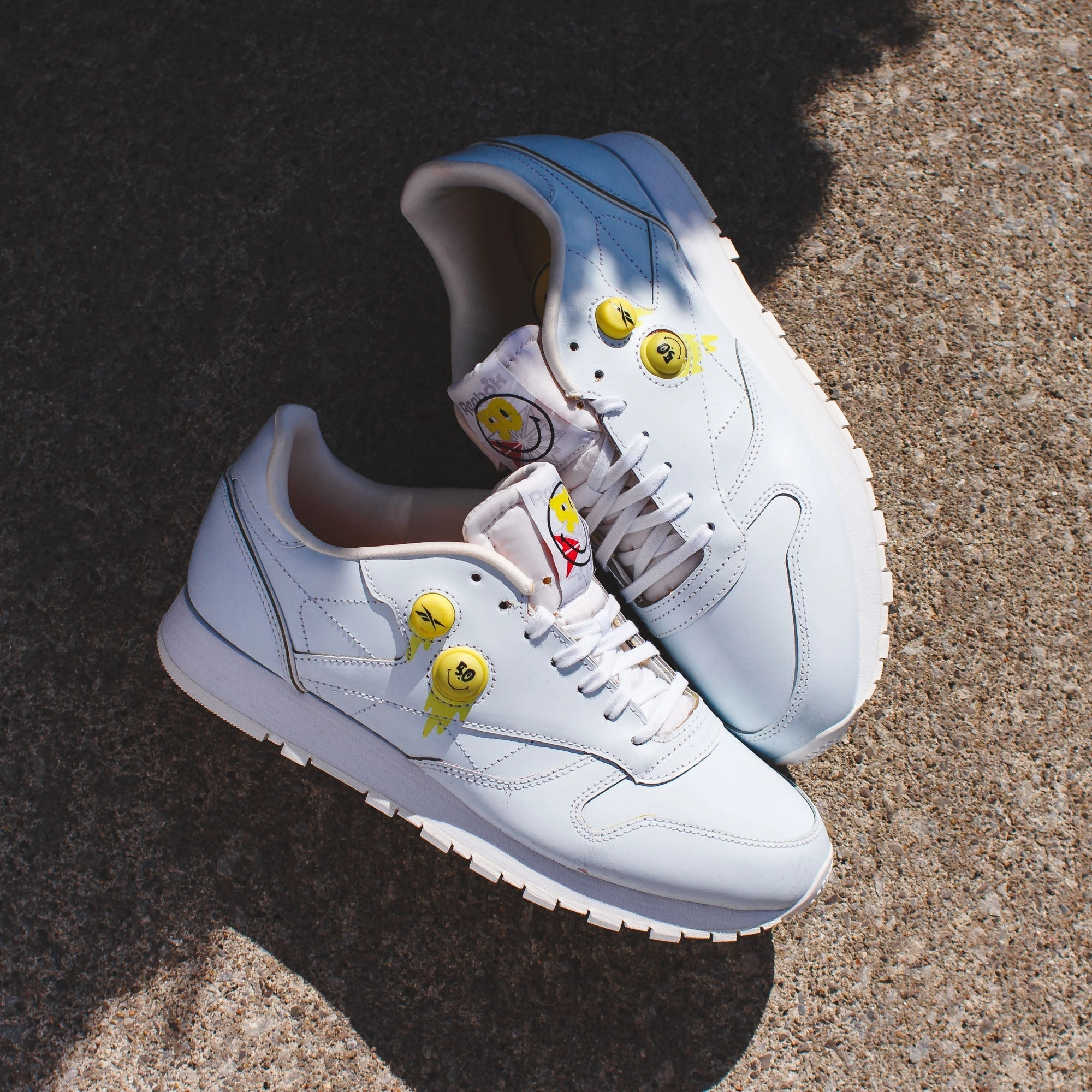 Reebok Classics x Smiley Men Classic Leather Pump 50th White GY1580 Comfort Edge