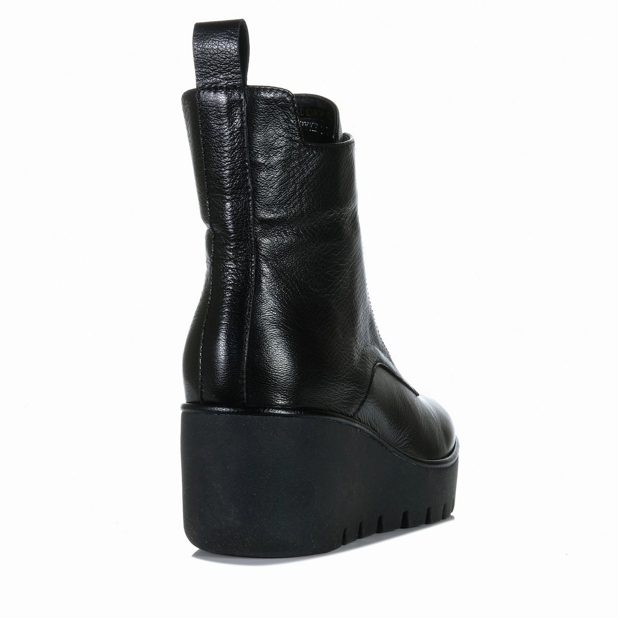 Responsive Feel Bresley Pyke Black