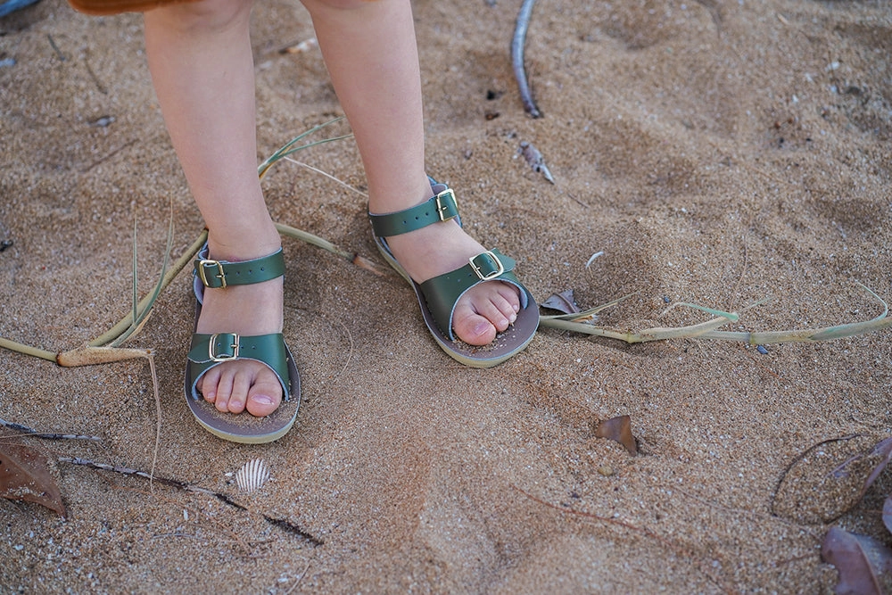 Salt Water Sandals Surfer - Olive Ergonomic Shape