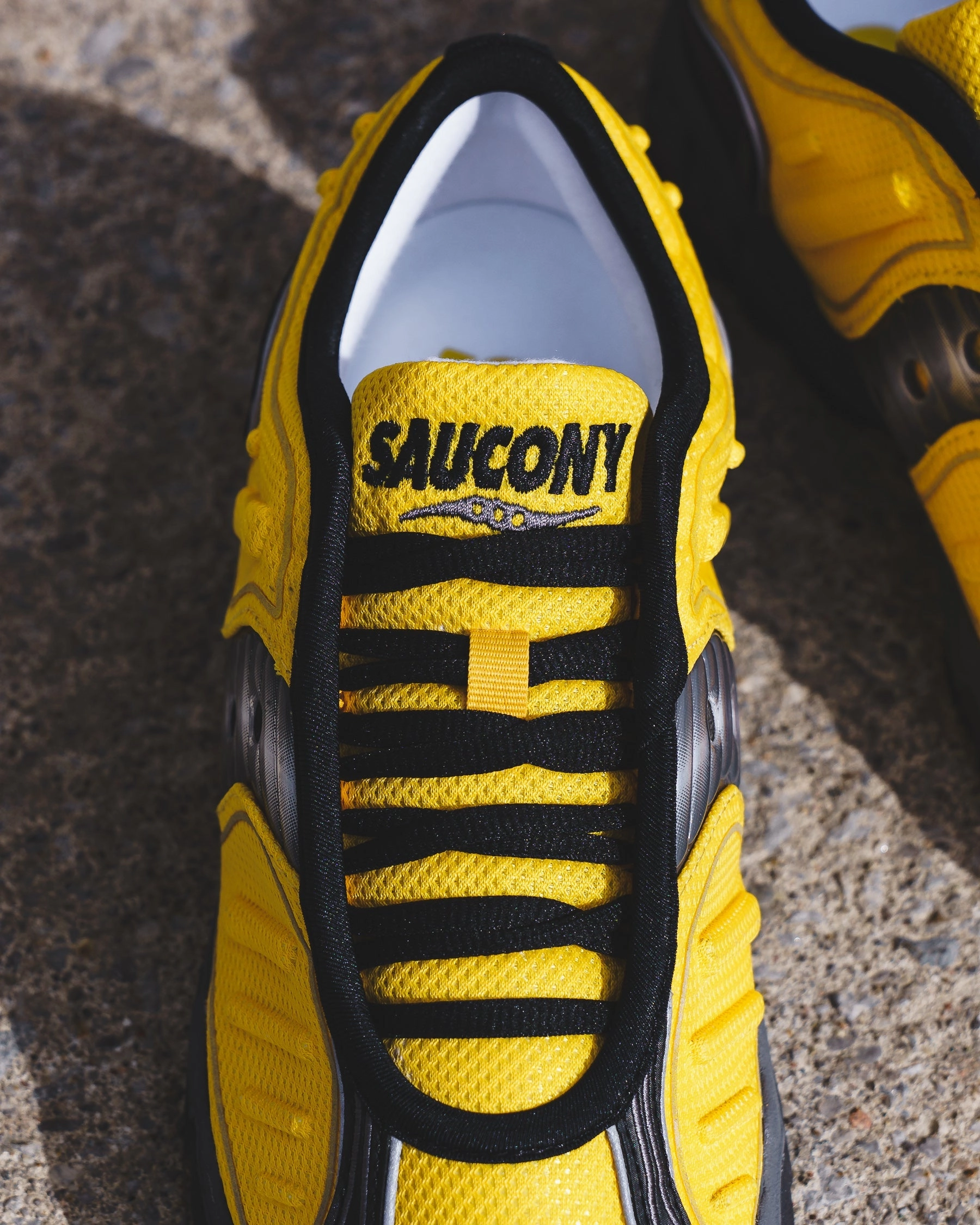 Saucony Men Matrix Yellow Black S70906-1 Modern Step Move Glide