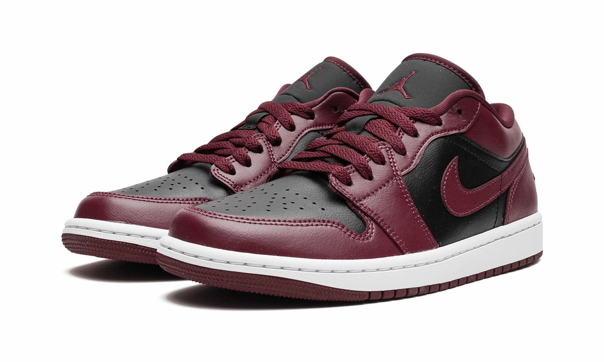 Smooth Move Air Jordan 1 Low Cherrywood Red / Dark Beetroot