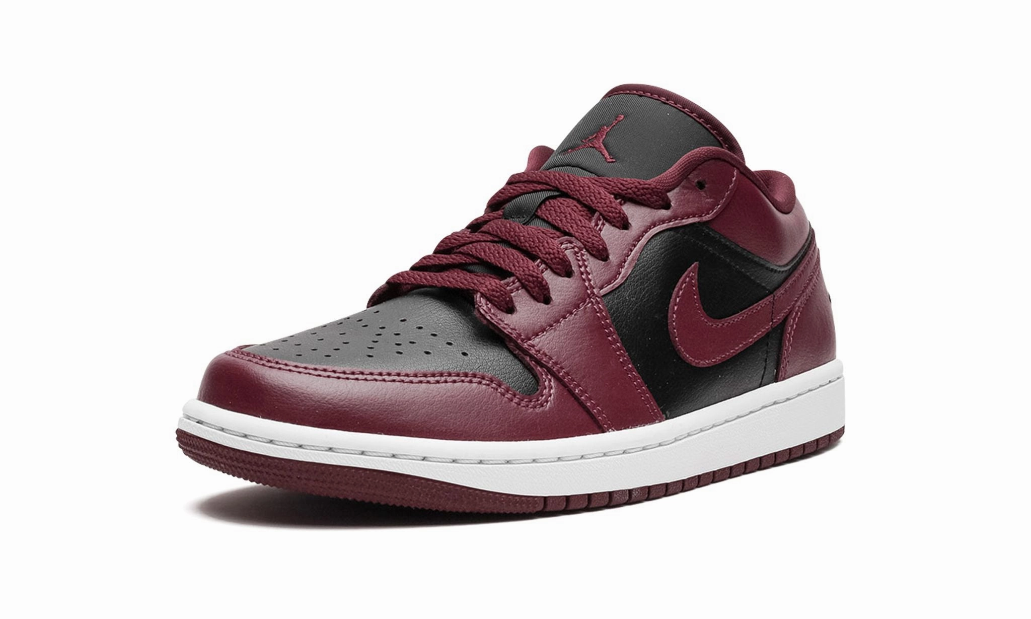 Smooth Move Air Jordan 1 Low Cherrywood Red / Dark Beetroot