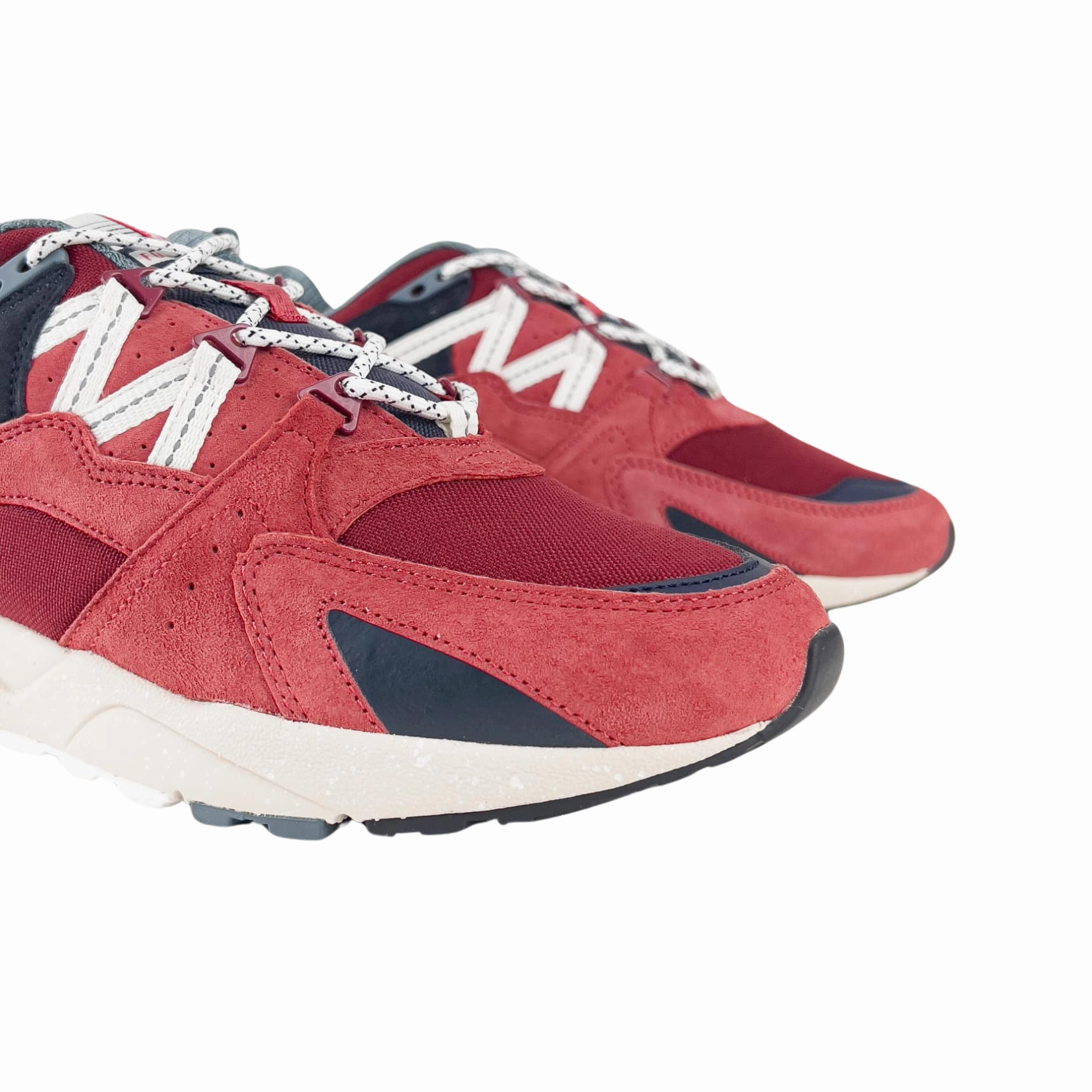 Sneakers Karhu Fusion 2.0 - Mineral Red/ Lily White Classy ease