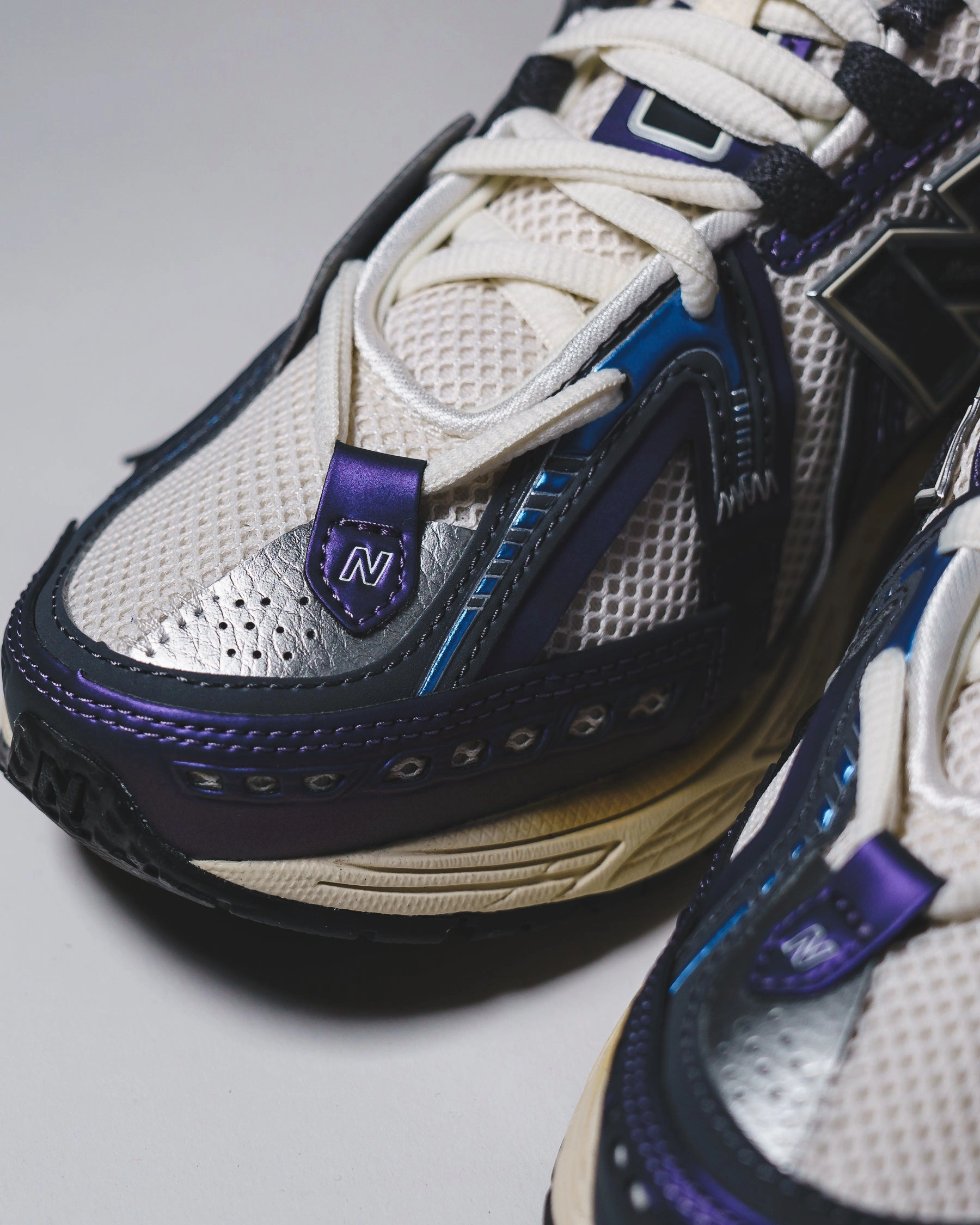 Soft Step Glide New Balance Unisex 1906A Inkwell U1906ANB