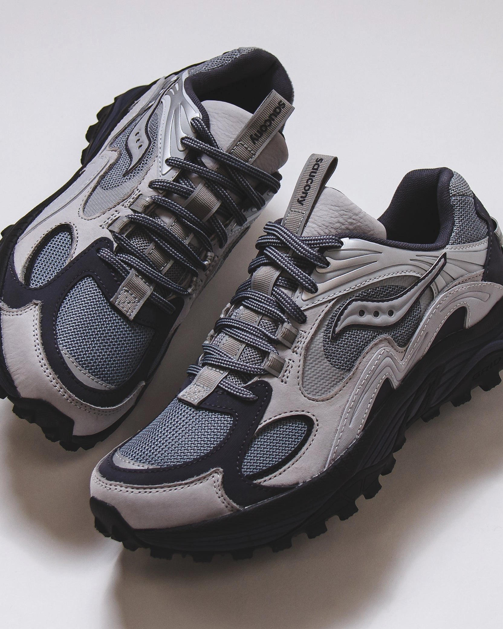 Soft Walk-Step-In Saucony Men Grid Aura X Grey Silver S70908-2