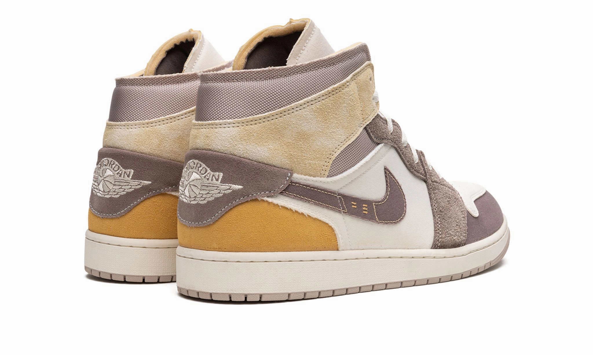Statement Piece Air Jordan 1 Mid SE Craft Inside Out Taupe Haze