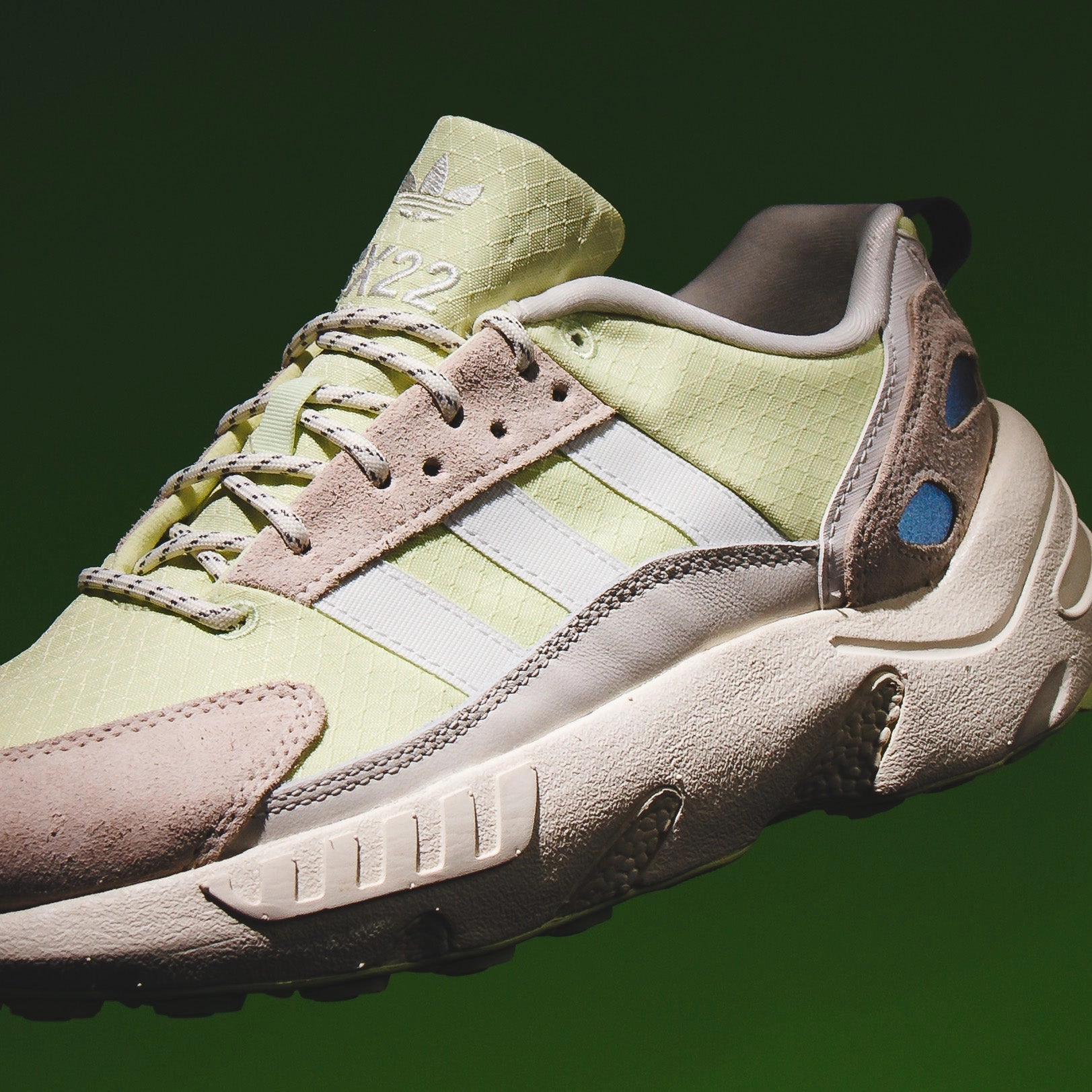 Steady Step Adidas Originals Men ZX 22 Boost Off White GY5271