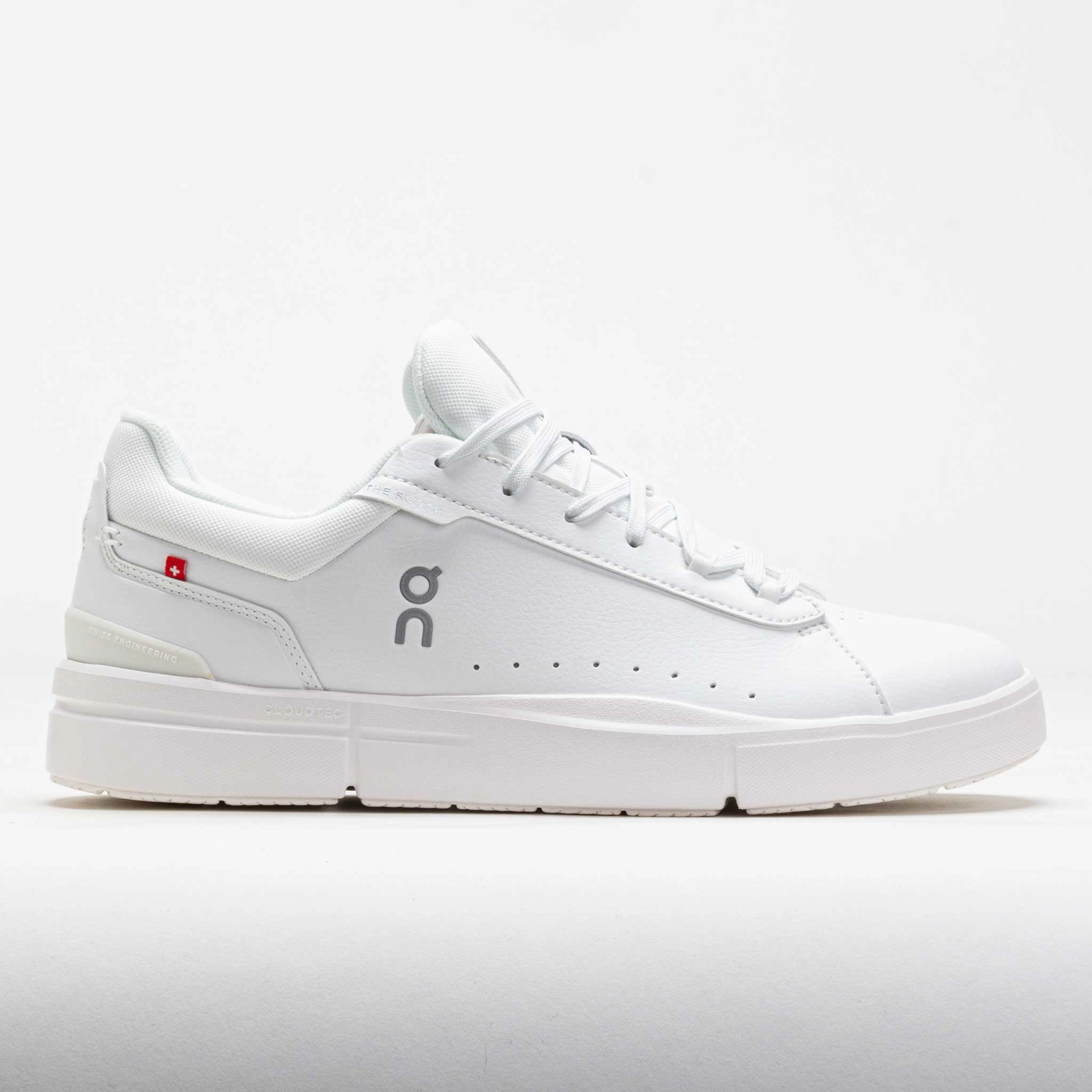Street Chic On The Roger Advantage Men's White/White