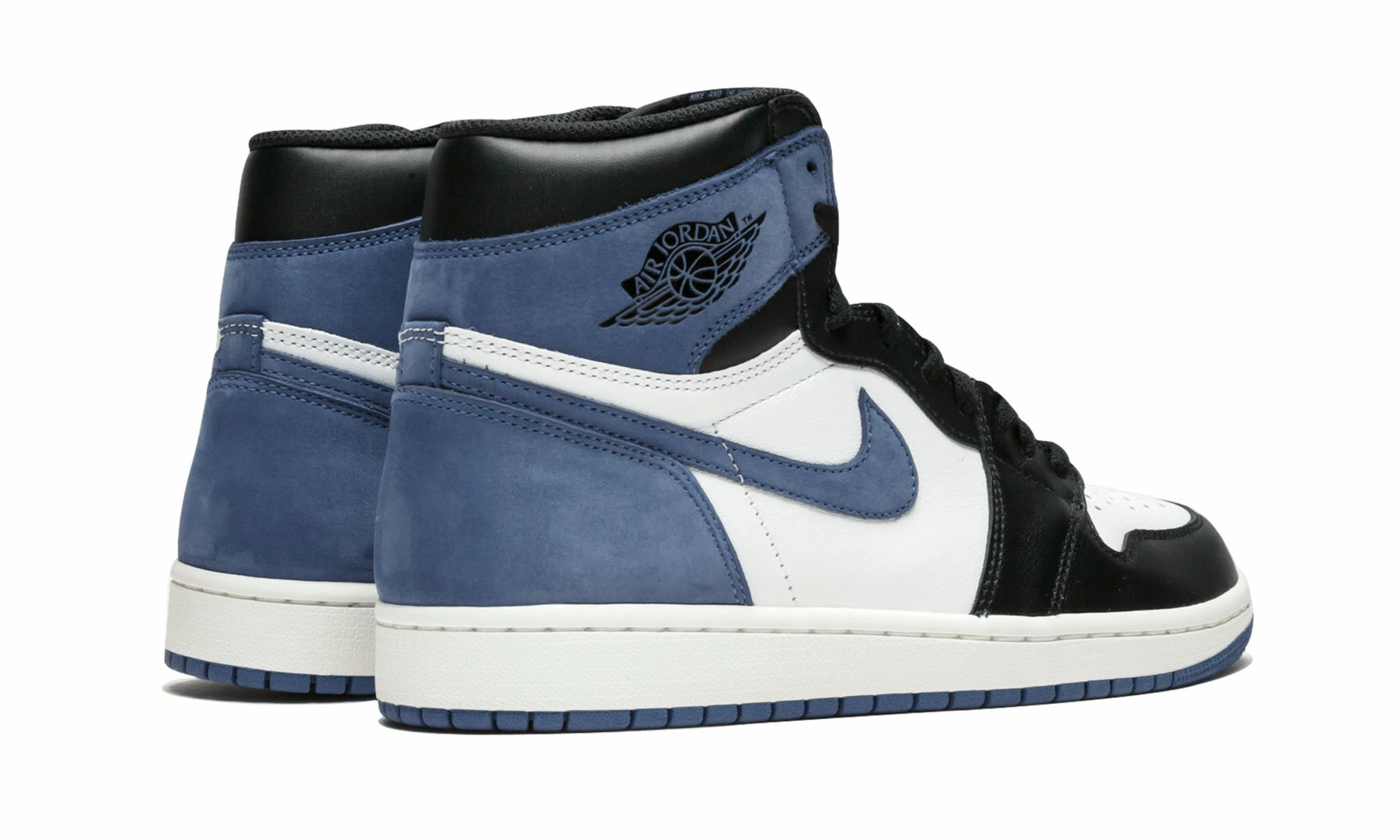 Street Walk Air Jordan 1 Retro High OG Blue Moon