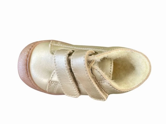 Sturdy Build Bopy Jamfic Boots - Gold