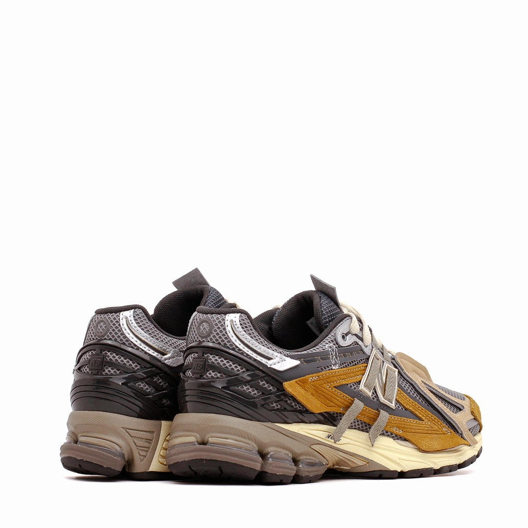 Stylish laces New Balance Men 1906A Great Plains U1906AA