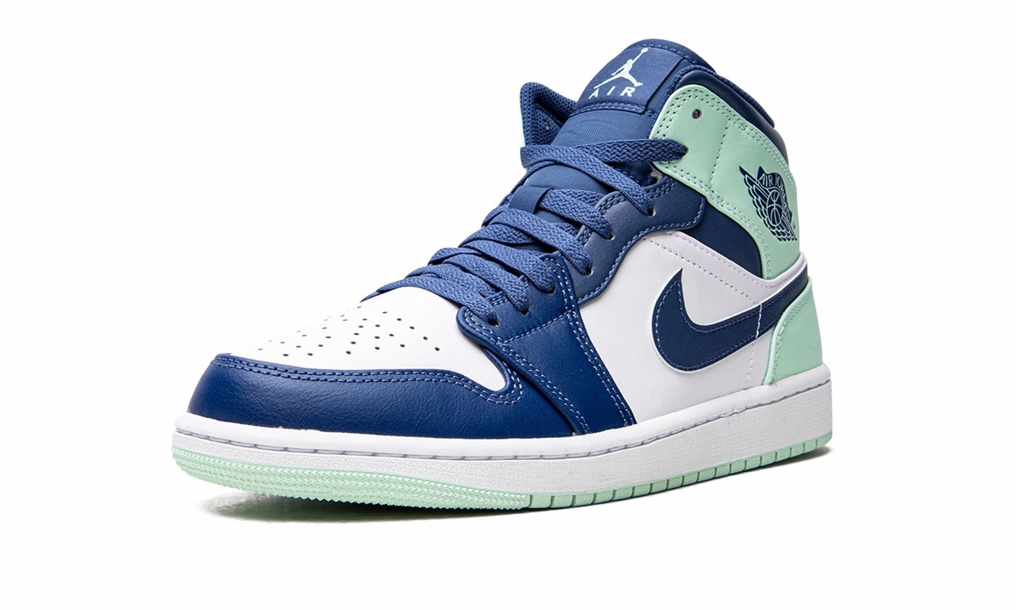 Stylish upgrades Air Jordan 1 Mid Mystic Navy Mint Foam