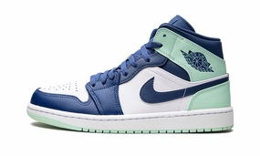 Air Jordan 1 Mid Mystic Navy Mint Foam Comfy Walk Vibrant sole