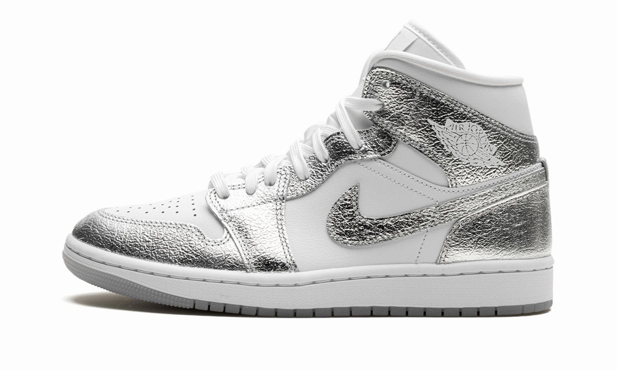 Supportive structure Wmns Air Jordan 1 Mid SE 'Metallic Silver'