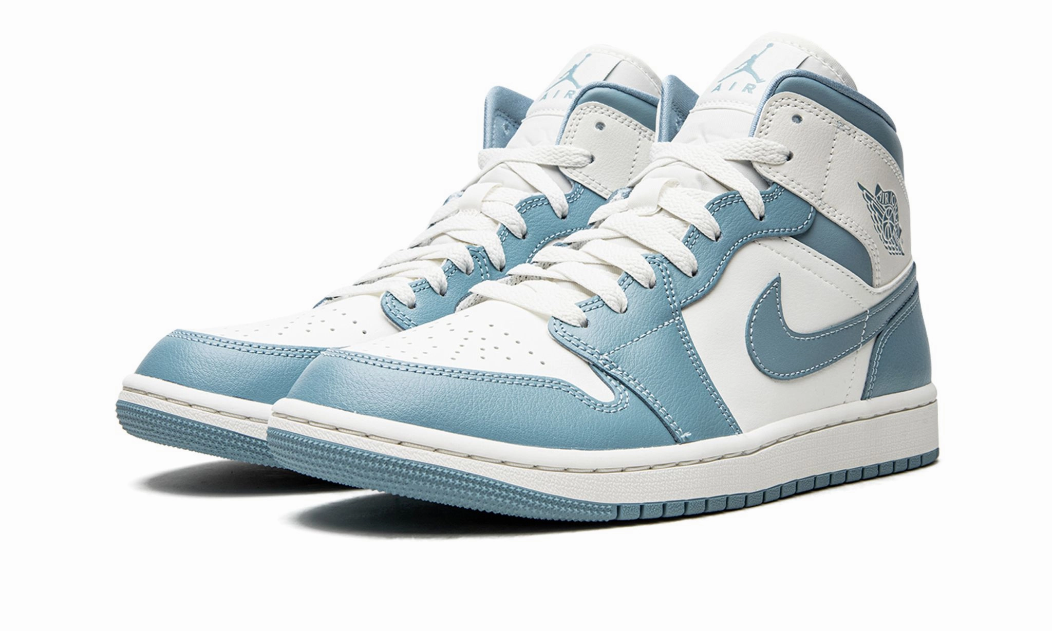 Trail Proof Wmns Air Jordan 1 Mid University Blue