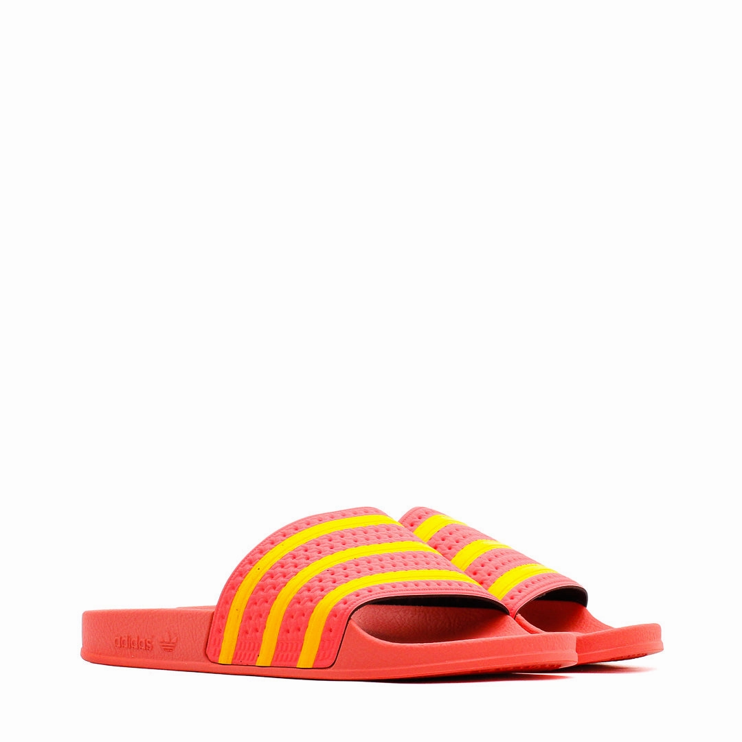 Travel Motion Adidas Originals Men Adilette Semi Turbo GY1319