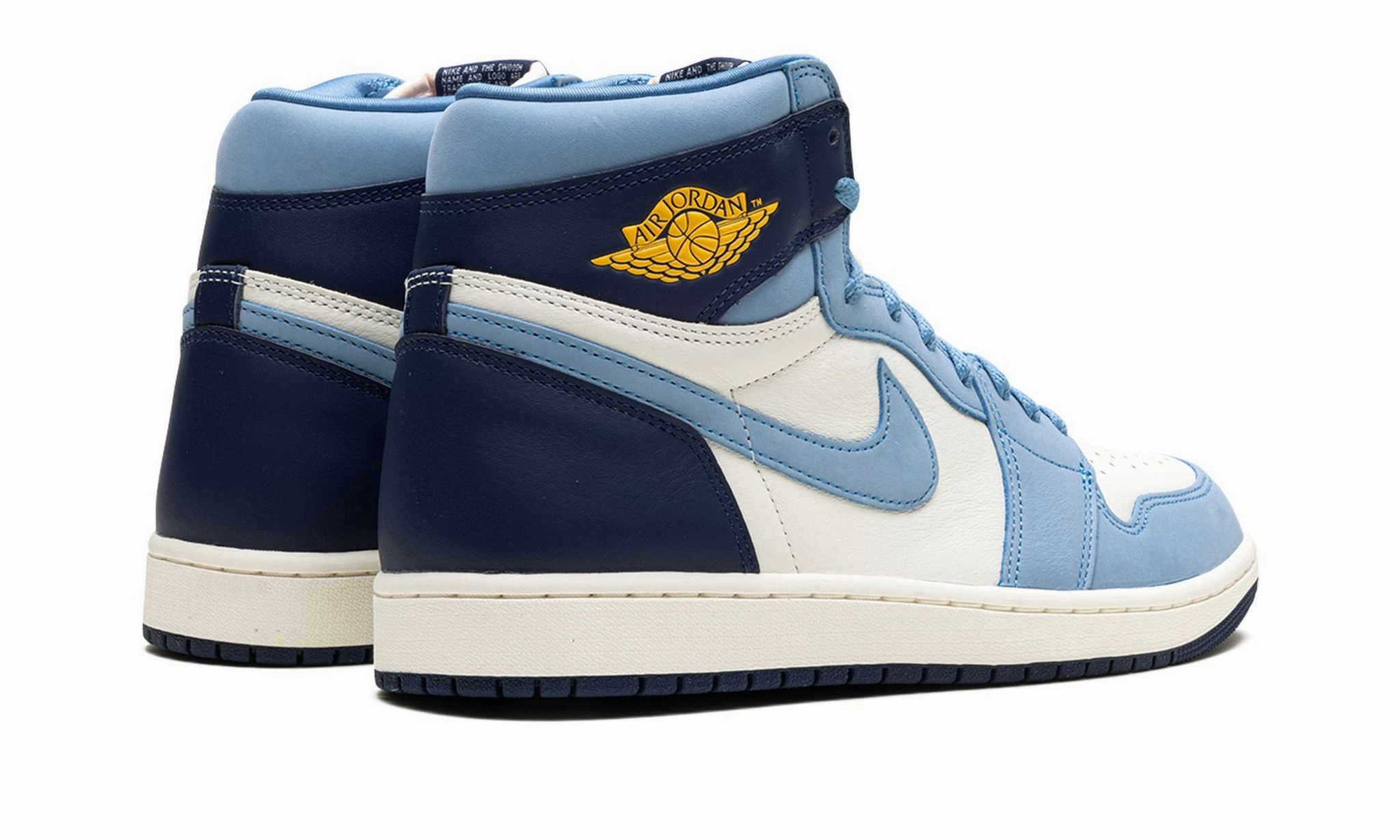 Travel Ready Wmns Air Jordan 1 Retro High OG 'First in Flight'
