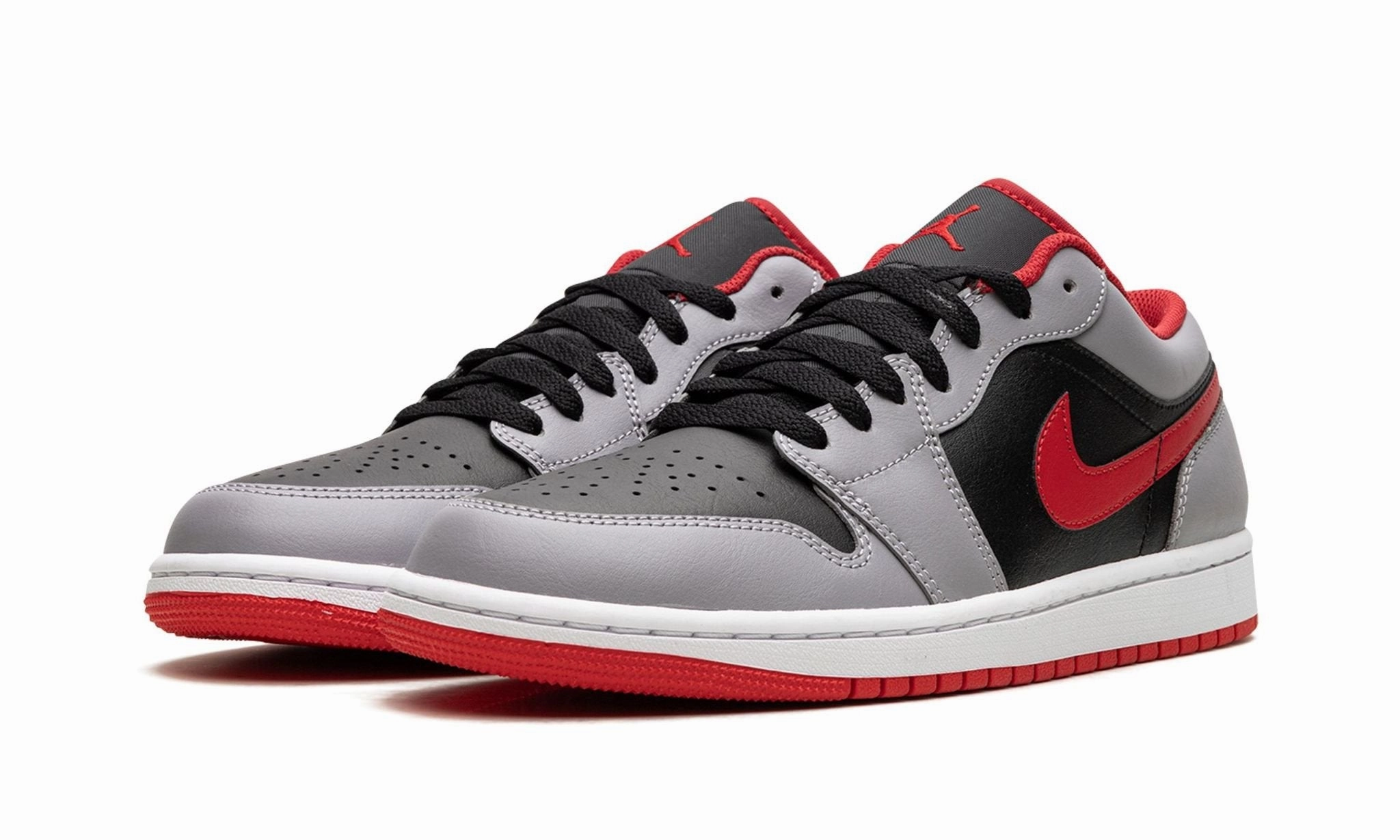 Travel Step-On Move Air Jordan 1 Low 'Cement Fire Red'