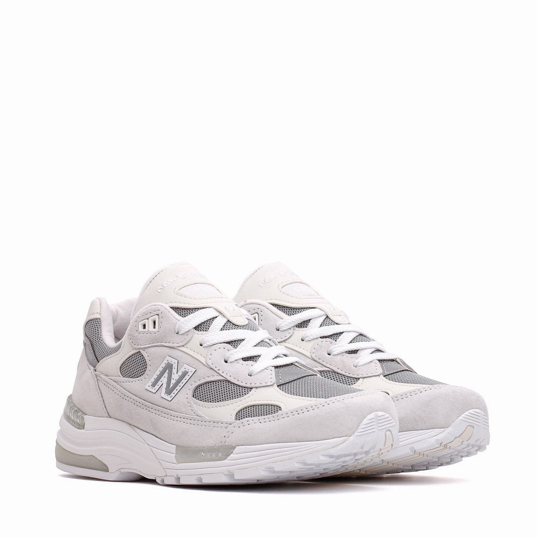 Trendy Flex New Balance Unisex Made in USA 992 White Reflection U992NC