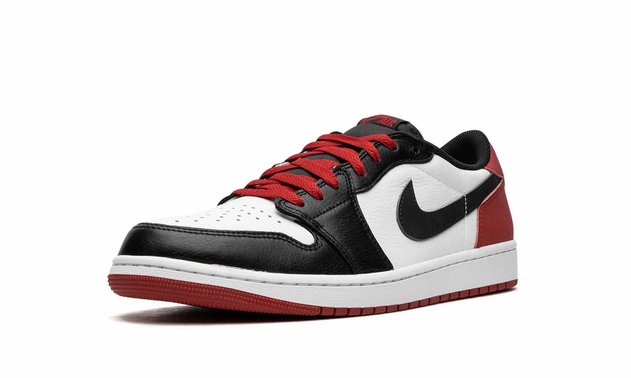 Trendy Step Air Jordan 1 Low OG Black Toe