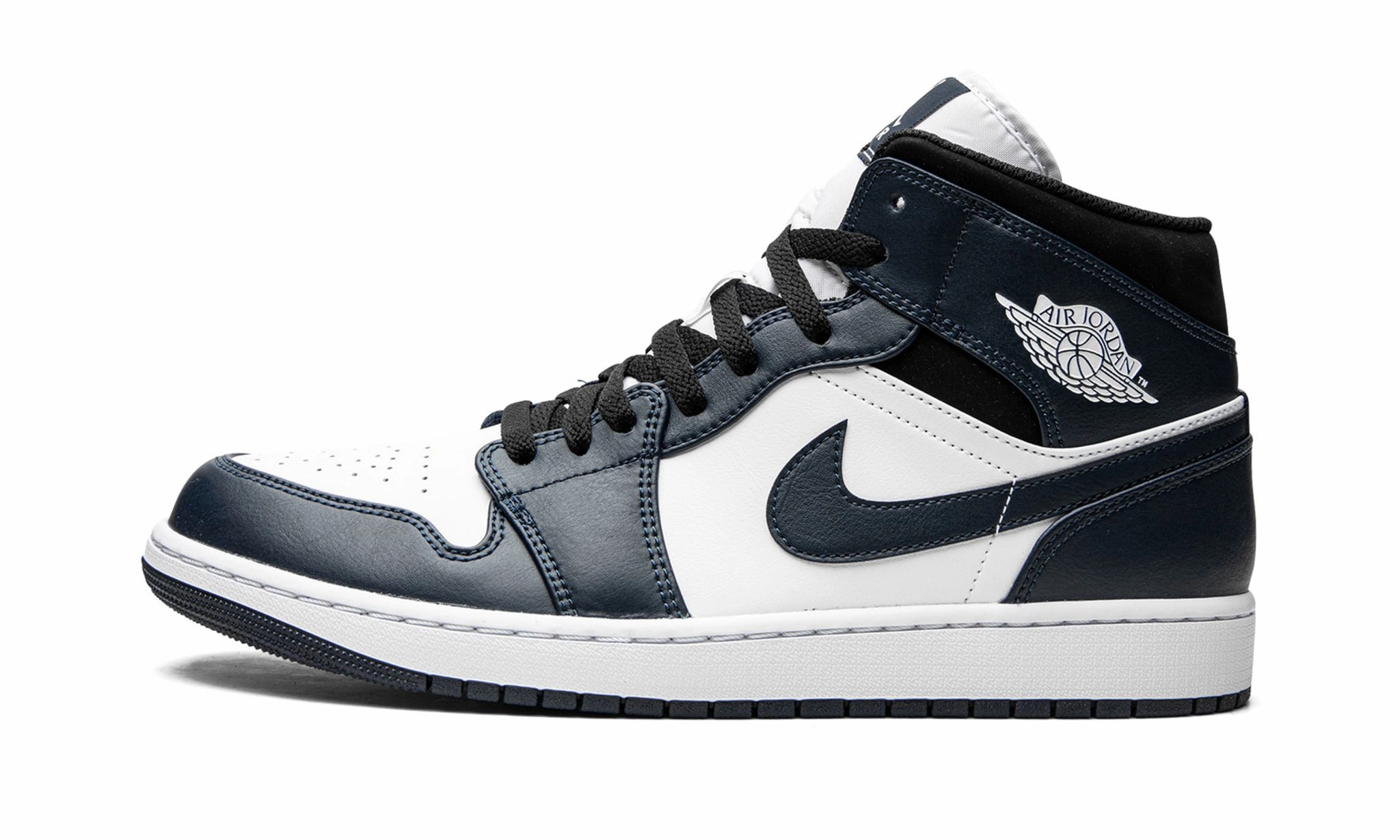 Air Jordan 1 Mid Armory Navy Dynamic Style Durable Support