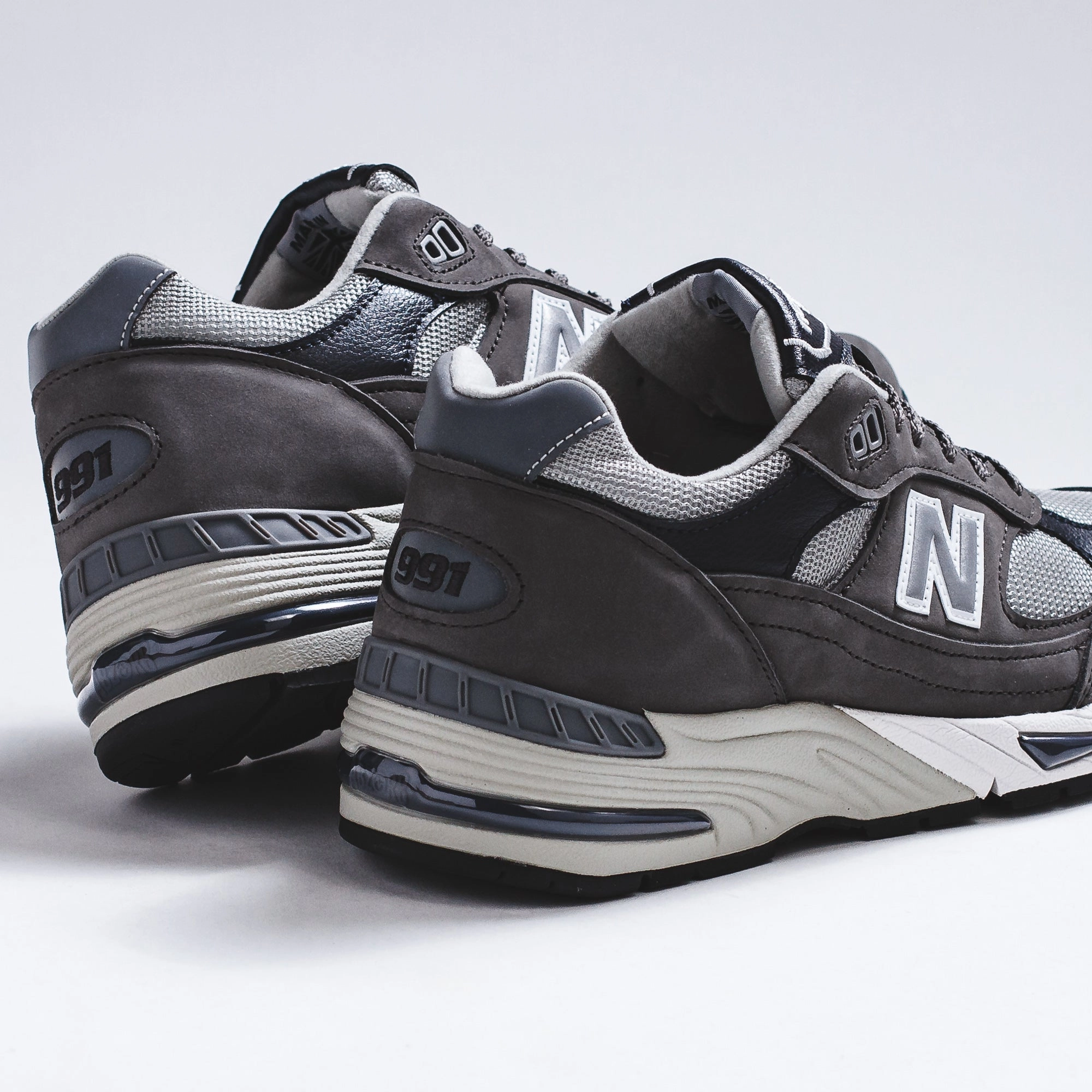 Urban Step Move Glide New Balance Men 991 Castlerock Made In UK M991GNS
